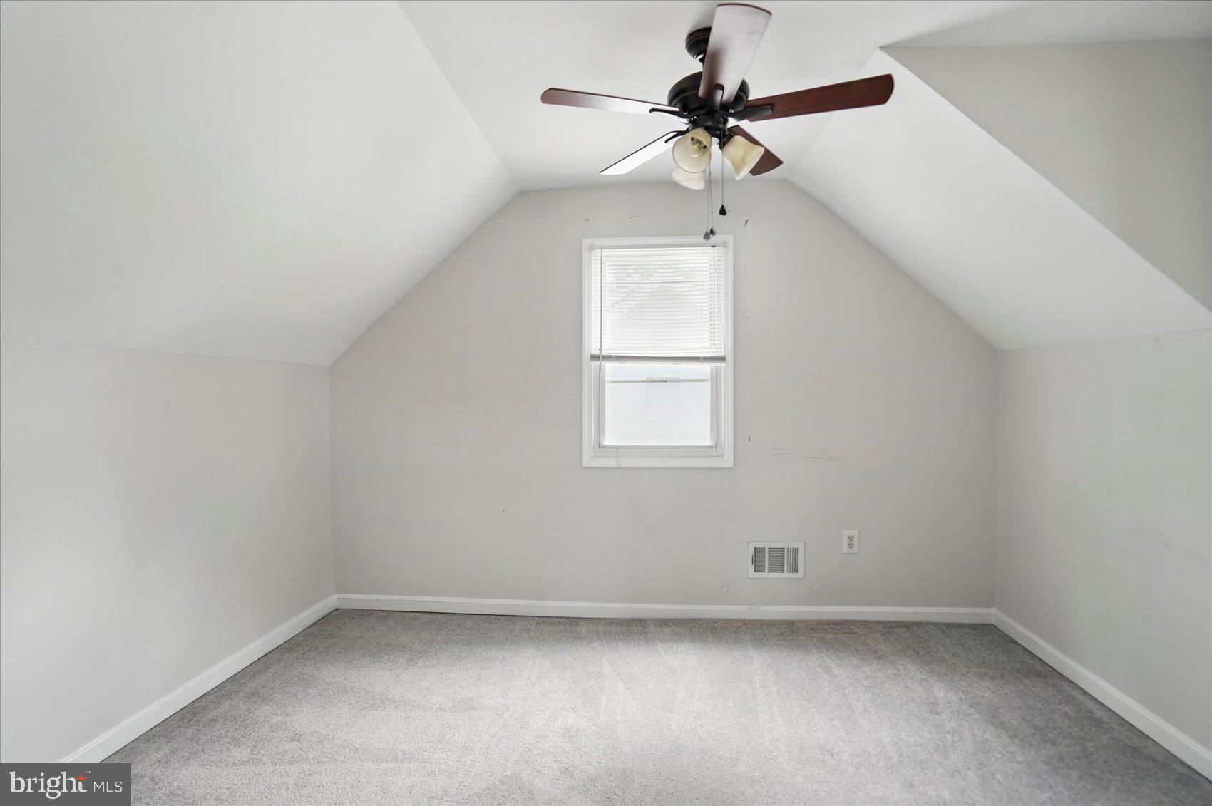 HOWARD PARK - Residential