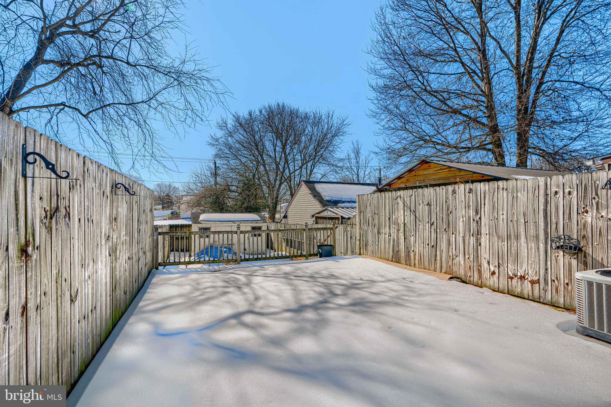 RUMSEY ISLAND - Residential