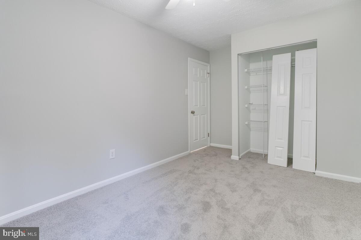 STRATFORD SQUARE - Residential