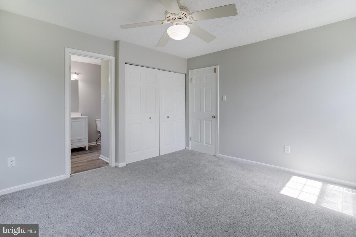 STRATFORD SQUARE - Residential