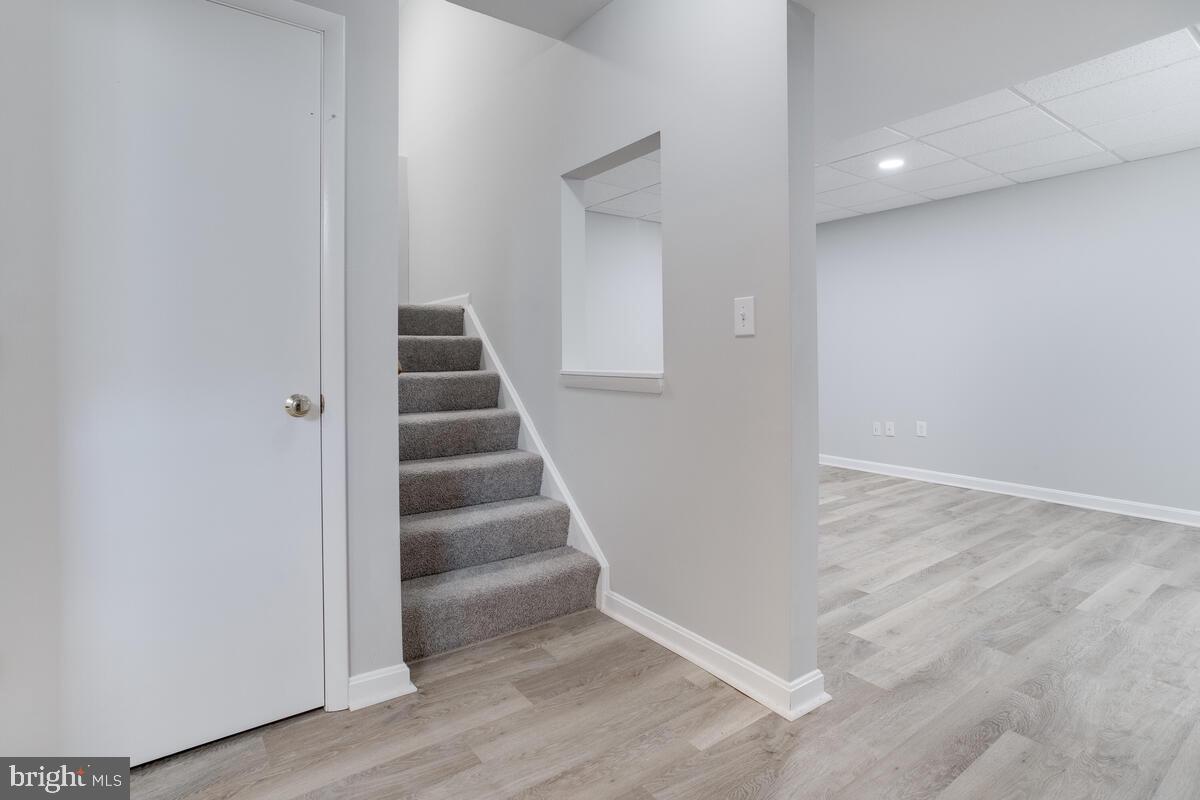 STRATFORD SQUARE - Residential