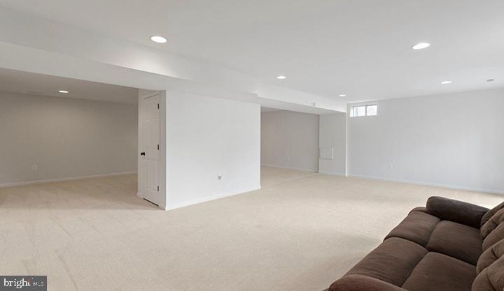 KENSINGTON HILL - Residential Lease