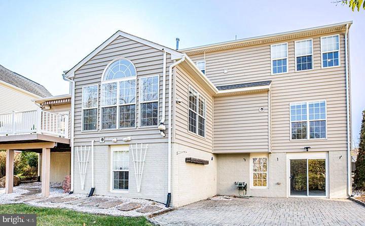 KENSINGTON HILL - Residential Lease