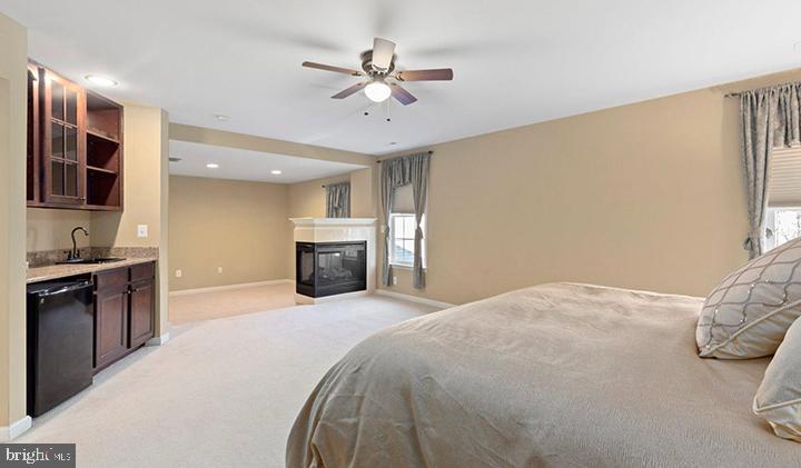 KENSINGTON HILL - Residential Lease