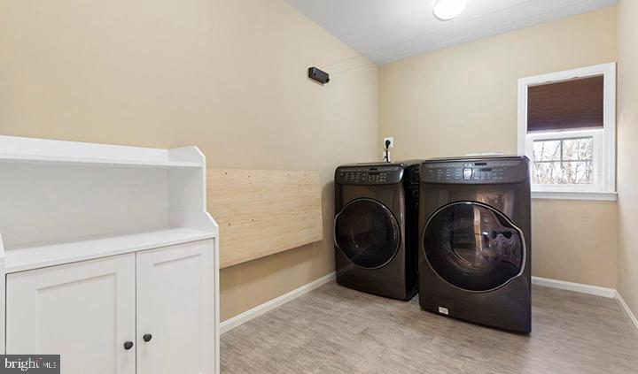 KENSINGTON HILL - Residential Lease