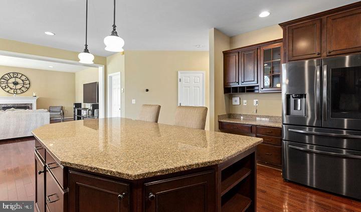 KENSINGTON HILL - Residential Lease