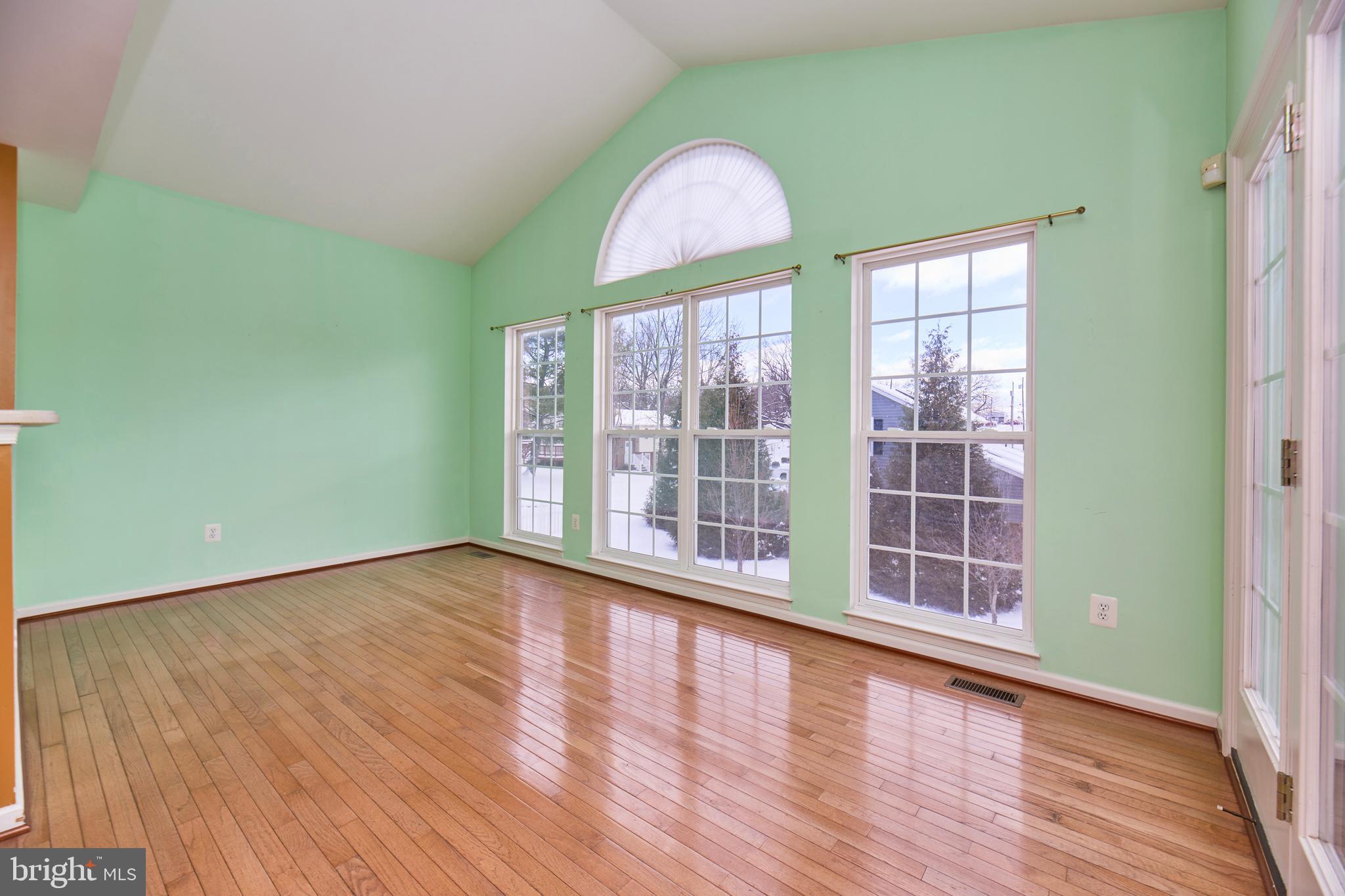 STEPHENS LANDING - Residential Lease