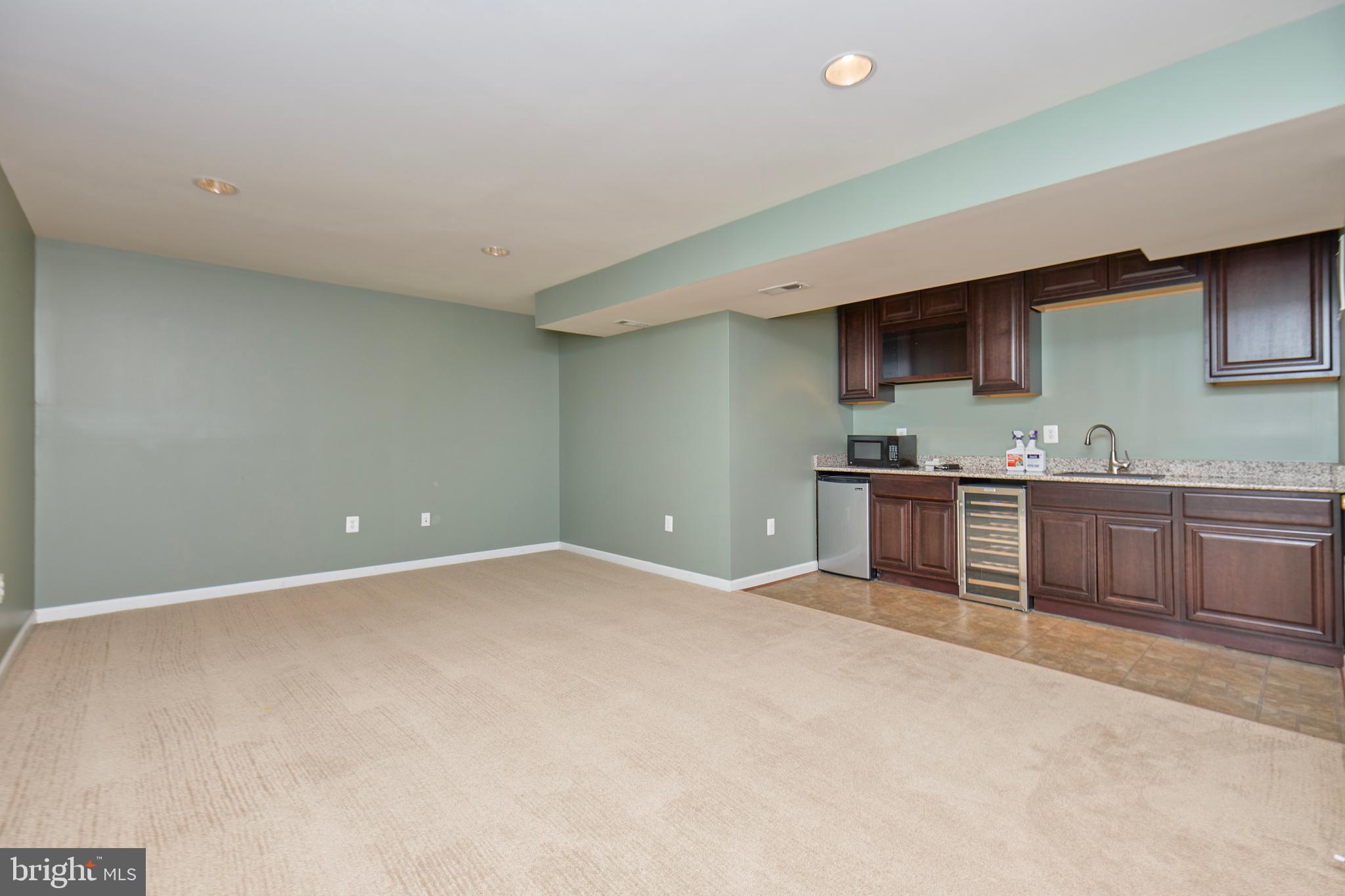 STEPHENS LANDING - Residential Lease