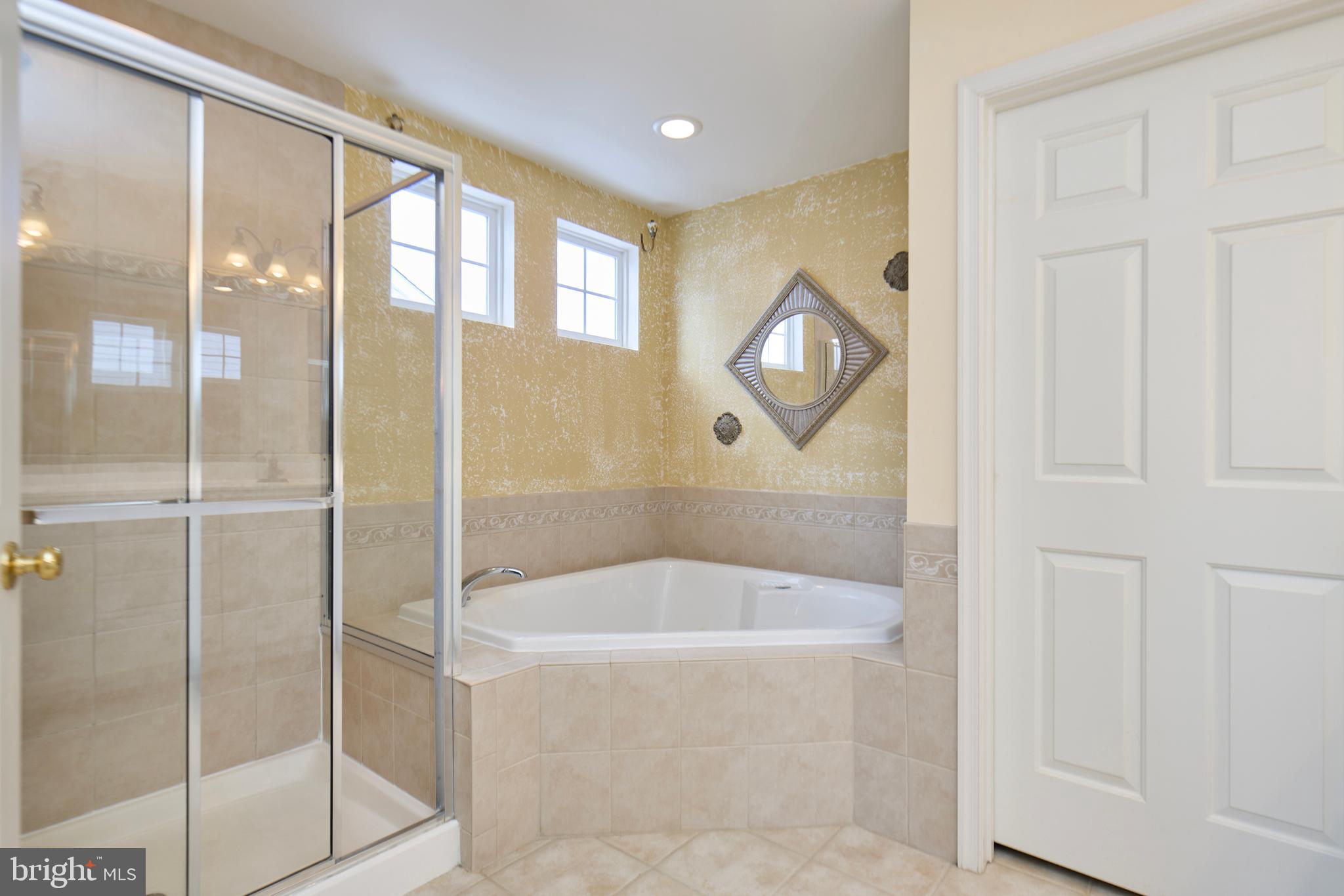 STEPHENS LANDING - Residential Lease