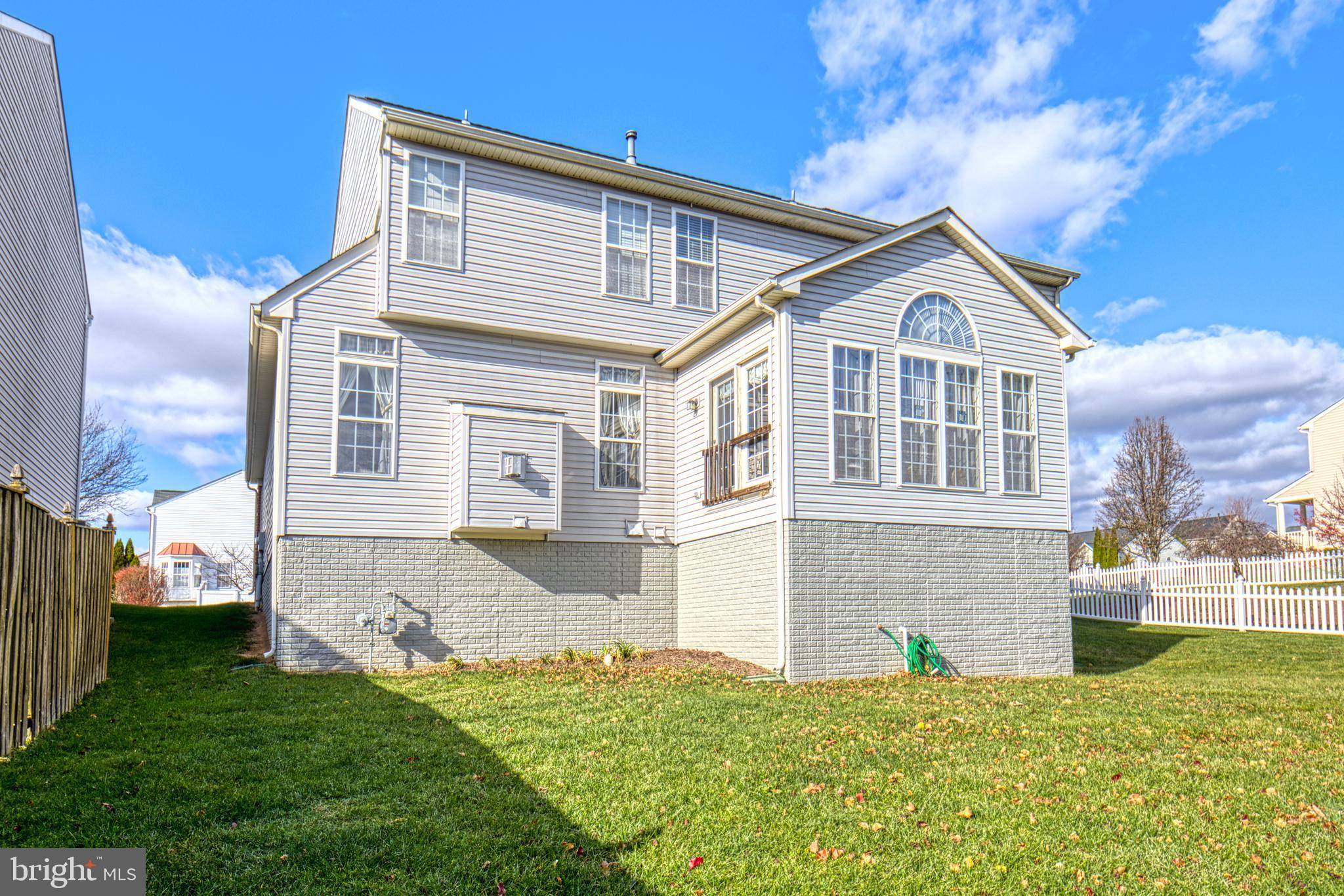 STEPHENS LANDING - Residential Lease