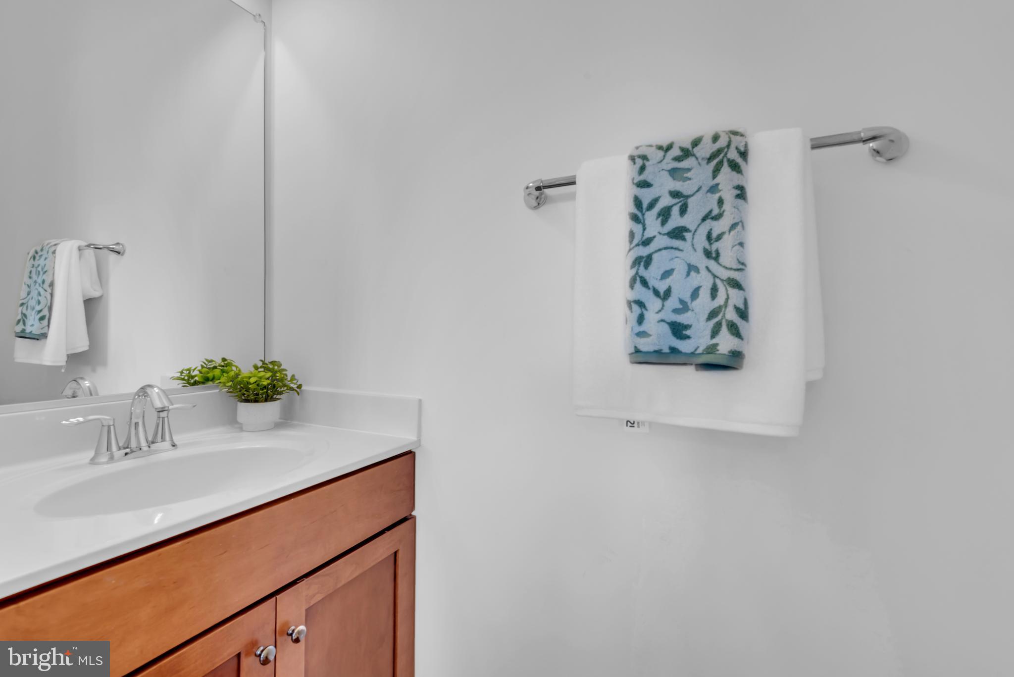 THE PARK AT ADDISON METRO - Residential