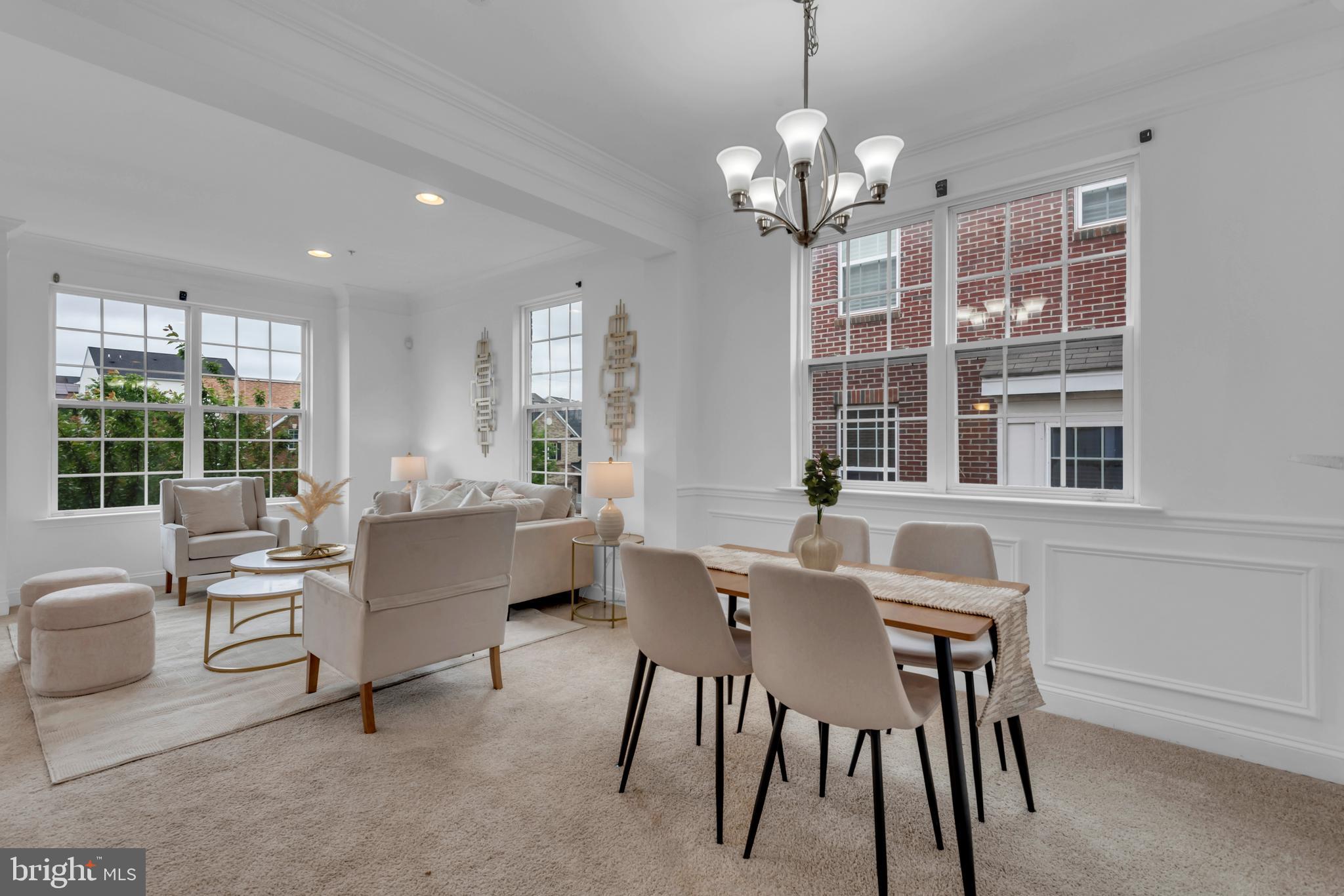 THE PARK AT ADDISON METRO - Residential