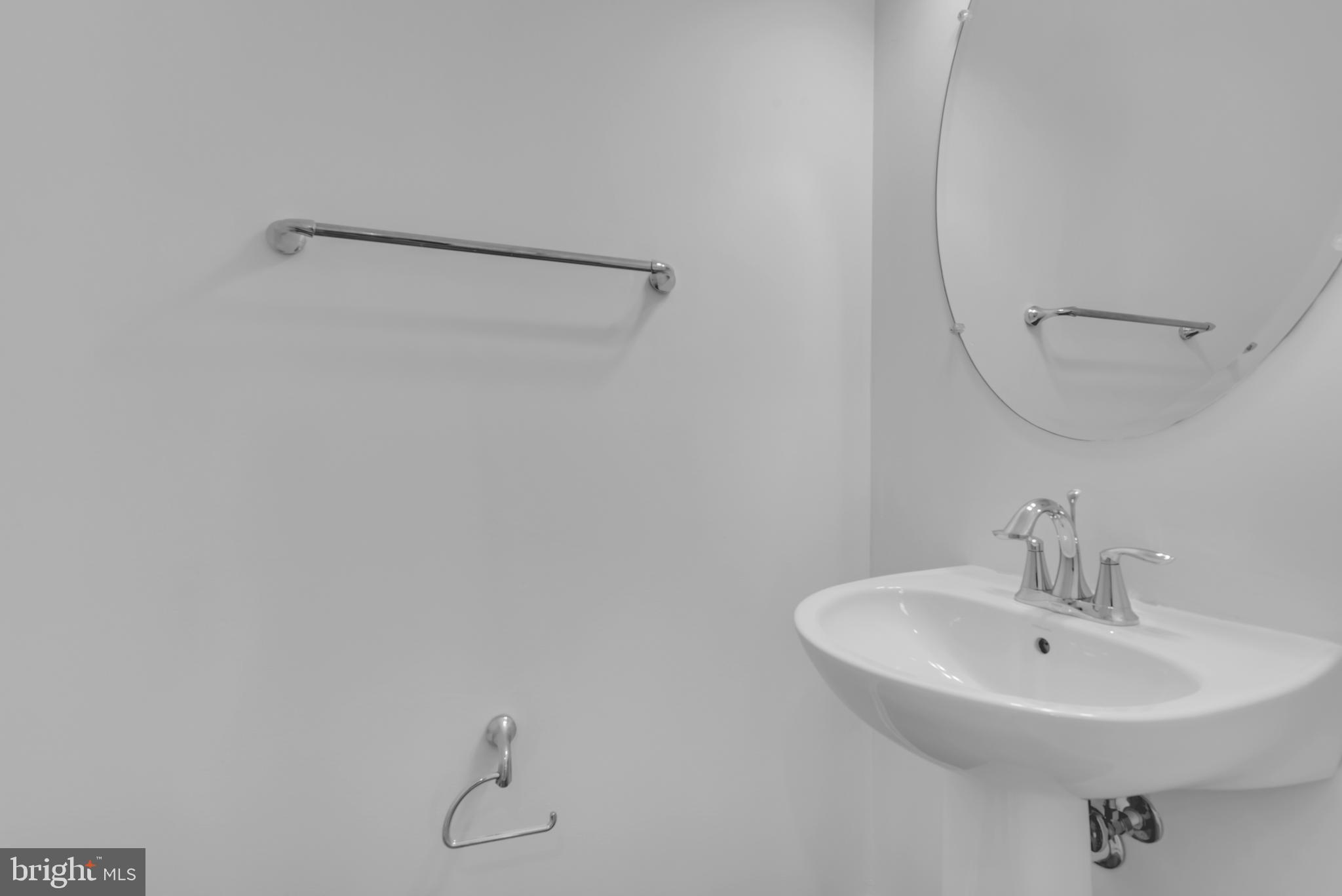 THE PARK AT ADDISON METRO - Residential