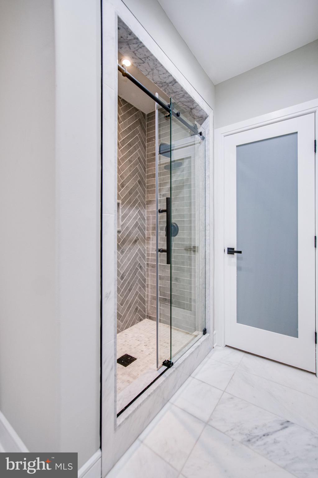 SPRING GARDEN - Residential