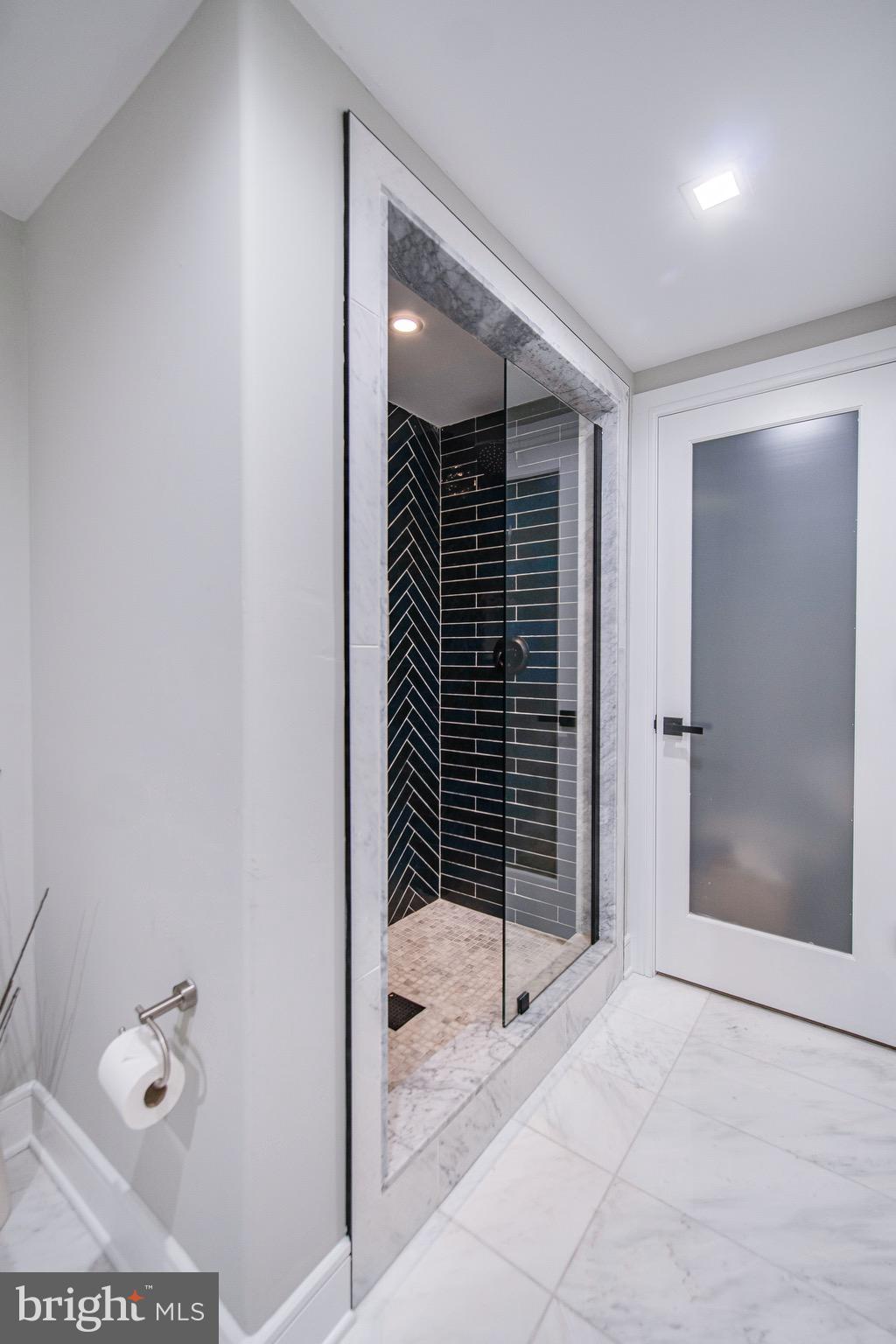 SPRING GARDEN - Residential