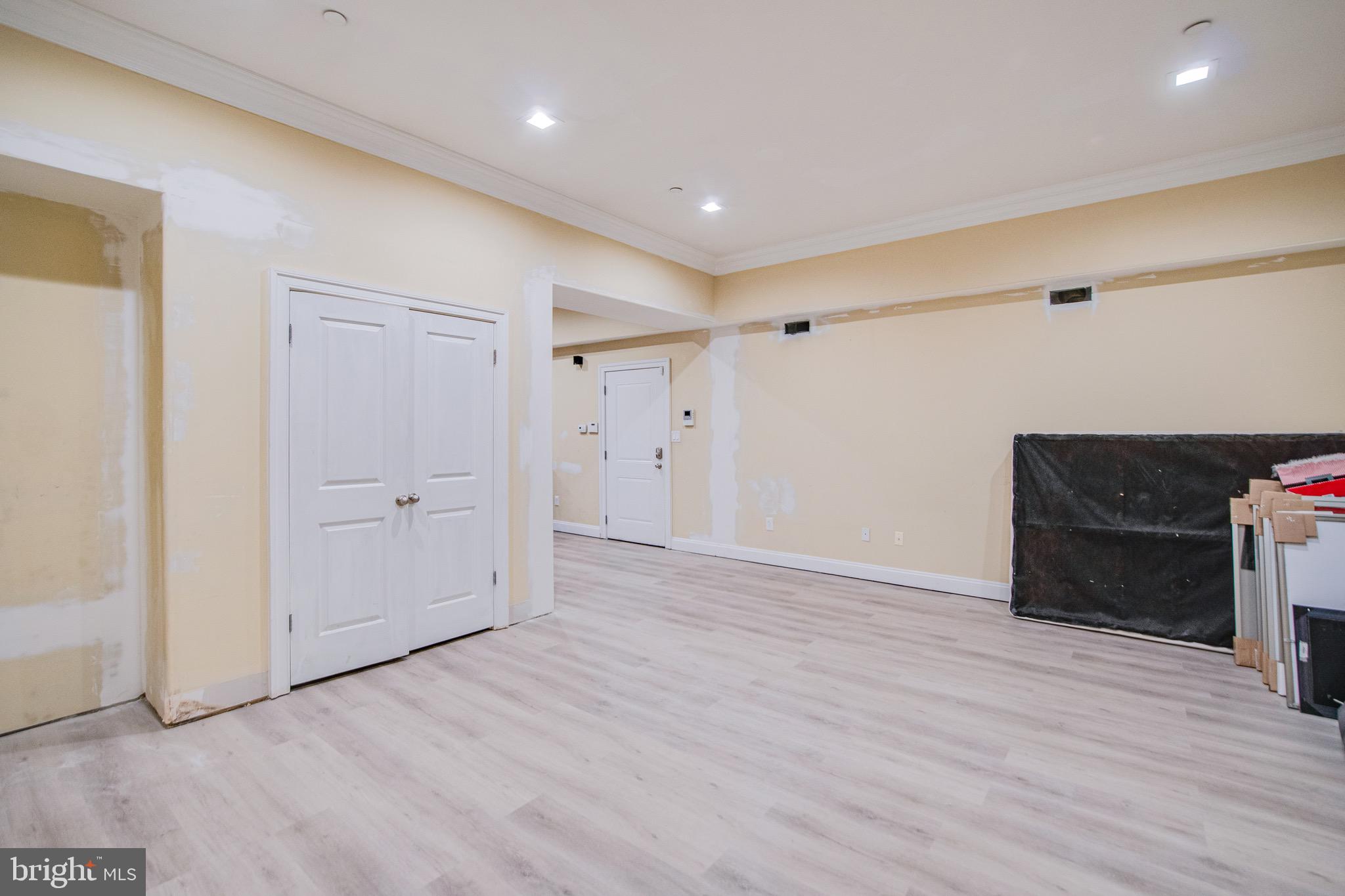 SPRING GARDEN - Residential