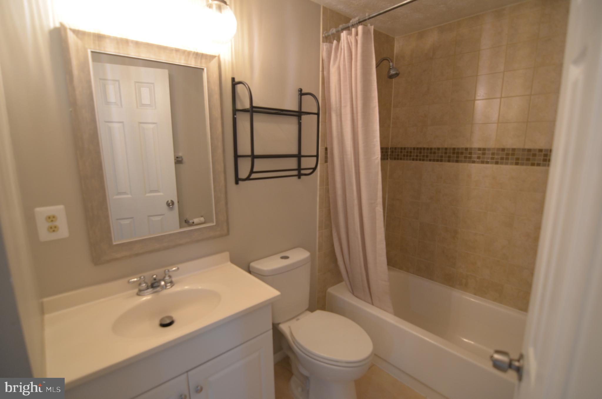 VILLAGE OF OWEN BROWN - Residential Lease