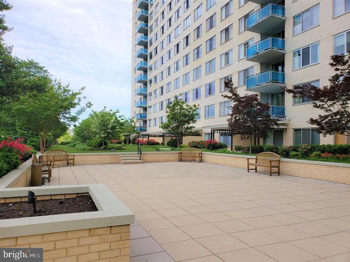 GROSVENOR PARK - Residential