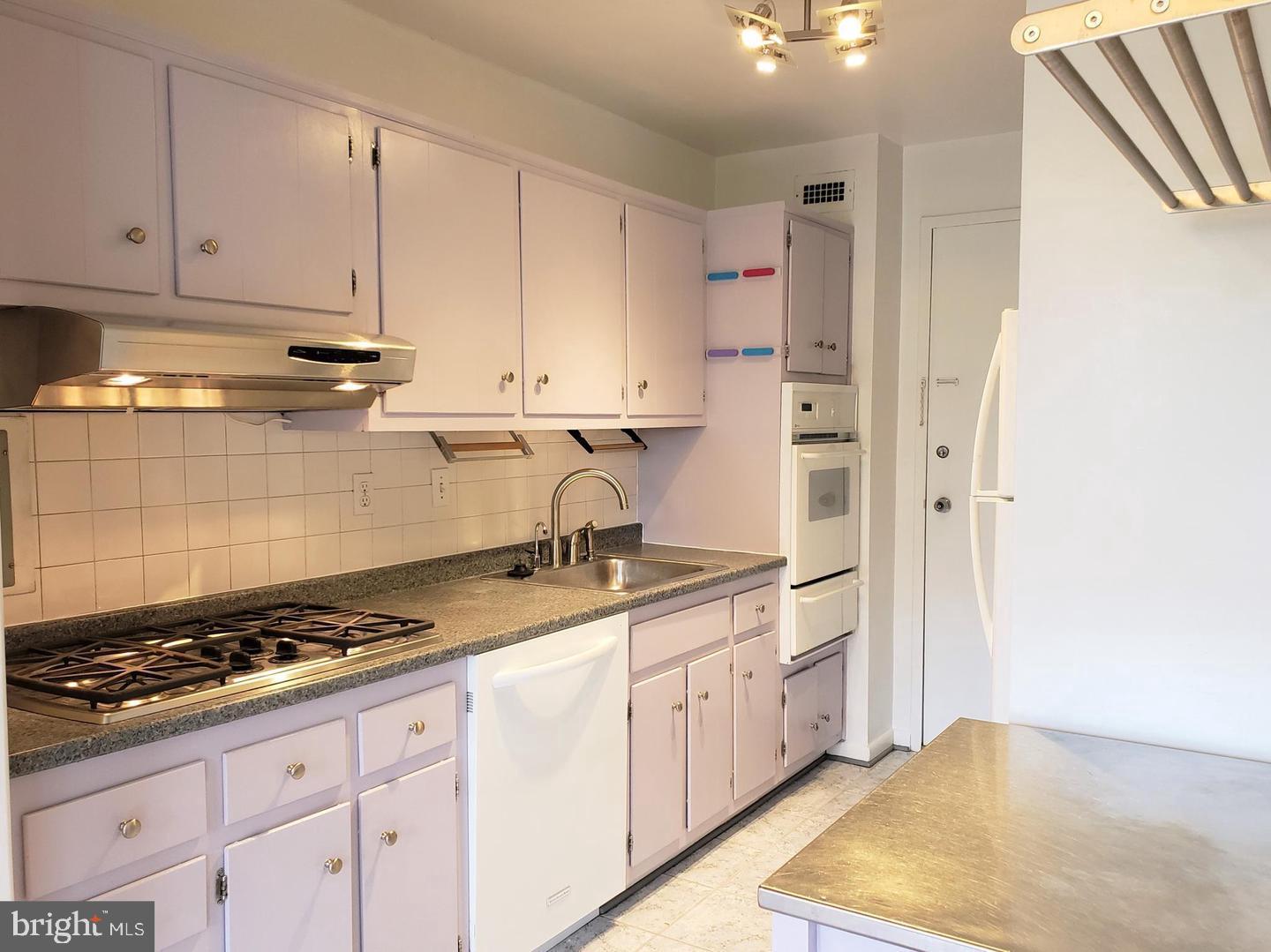 GROSVENOR PARK - Residential