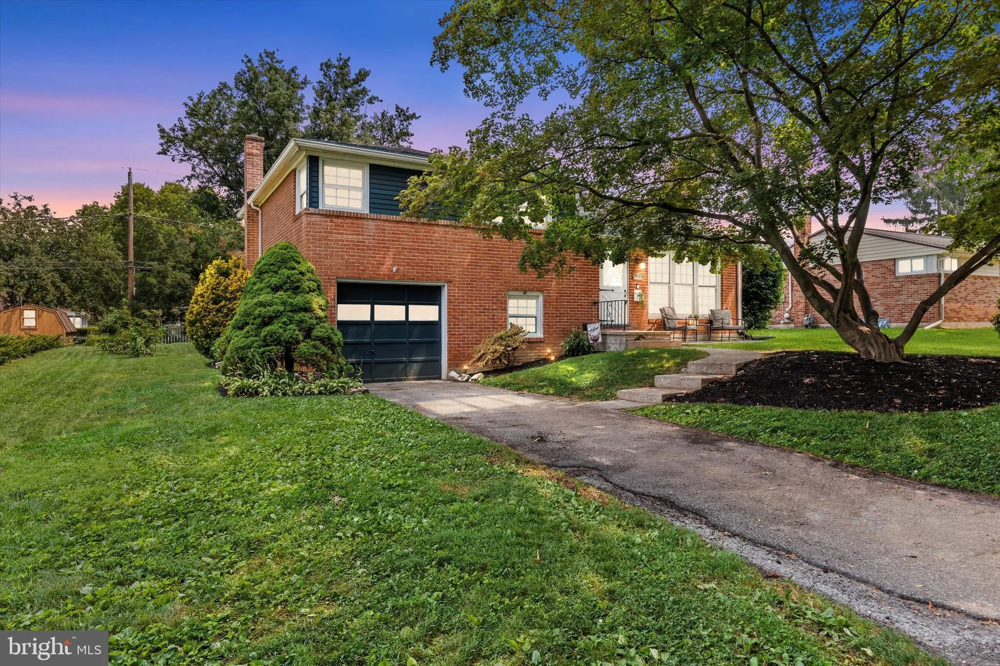 York, Pennsylvania 17402, United States, 3 Bedrooms Bedrooms, ,2 BathroomsBathrooms,Residential,Pending,189644