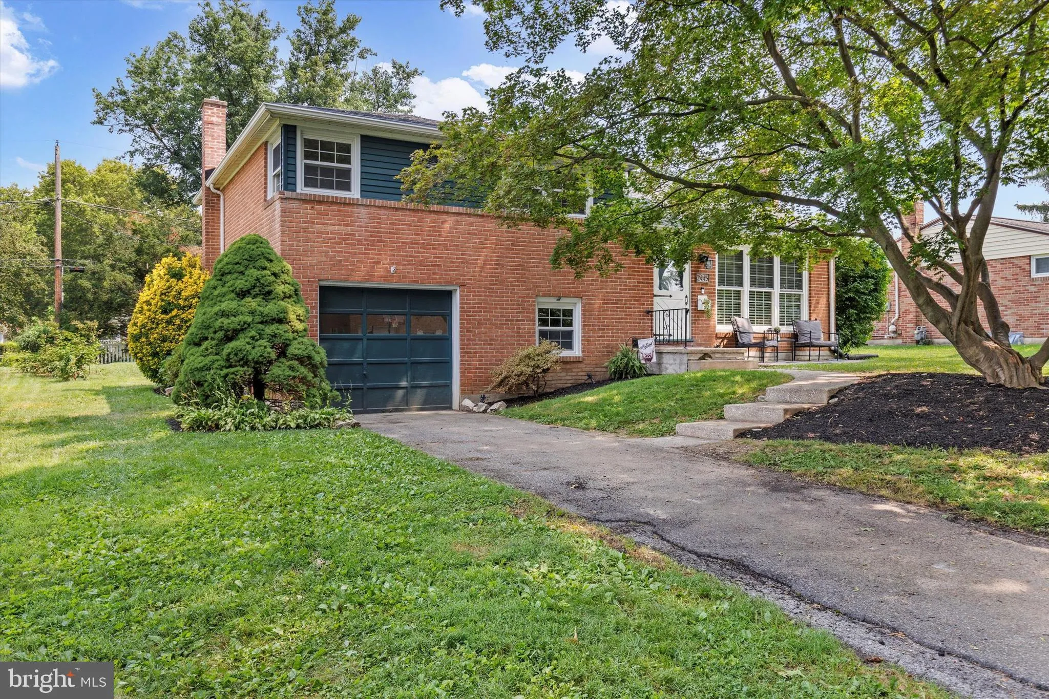 York, Pennsylvania 17402, United States, 3 Bedrooms Bedrooms, ,2 BathroomsBathrooms,Residential,Pending,189644