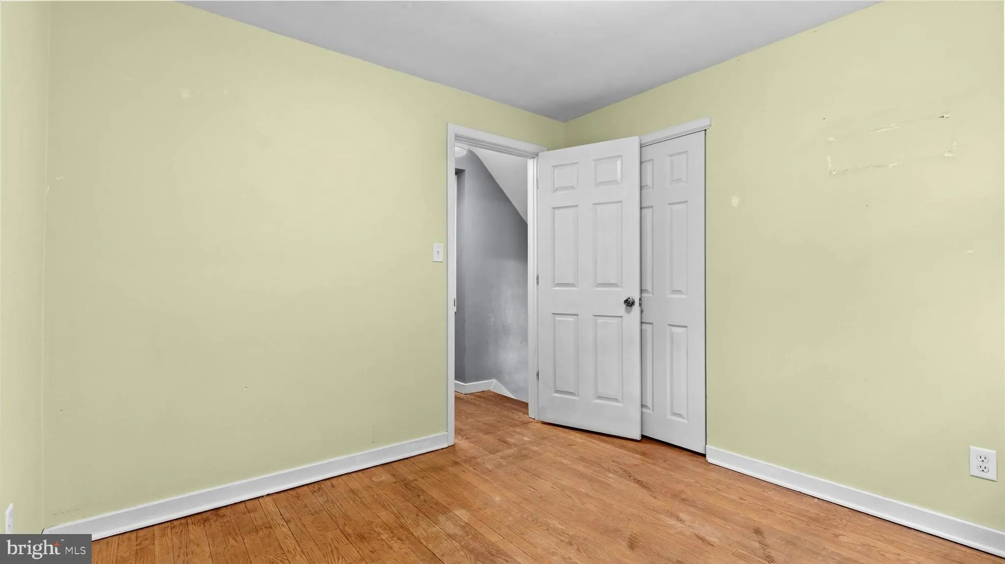 York, Pennsylvania 17402, United States, 3 Bedrooms Bedrooms, ,2 BathroomsBathrooms,Residential,Pending,189644