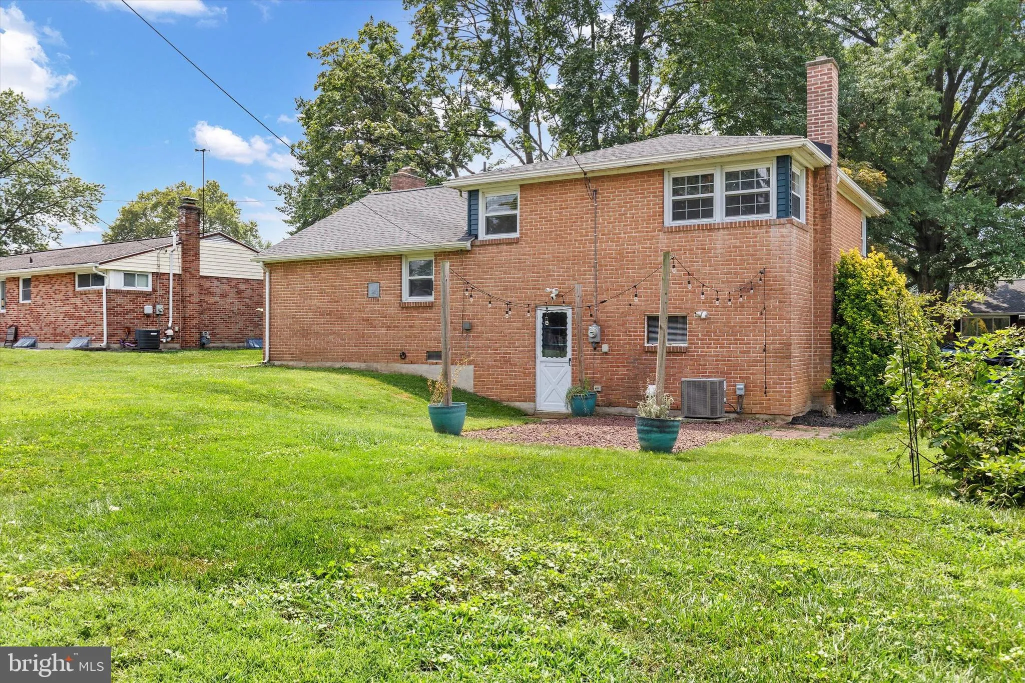 York, Pennsylvania 17402, United States, 3 Bedrooms Bedrooms, ,2 BathroomsBathrooms,Residential,Pending,189644