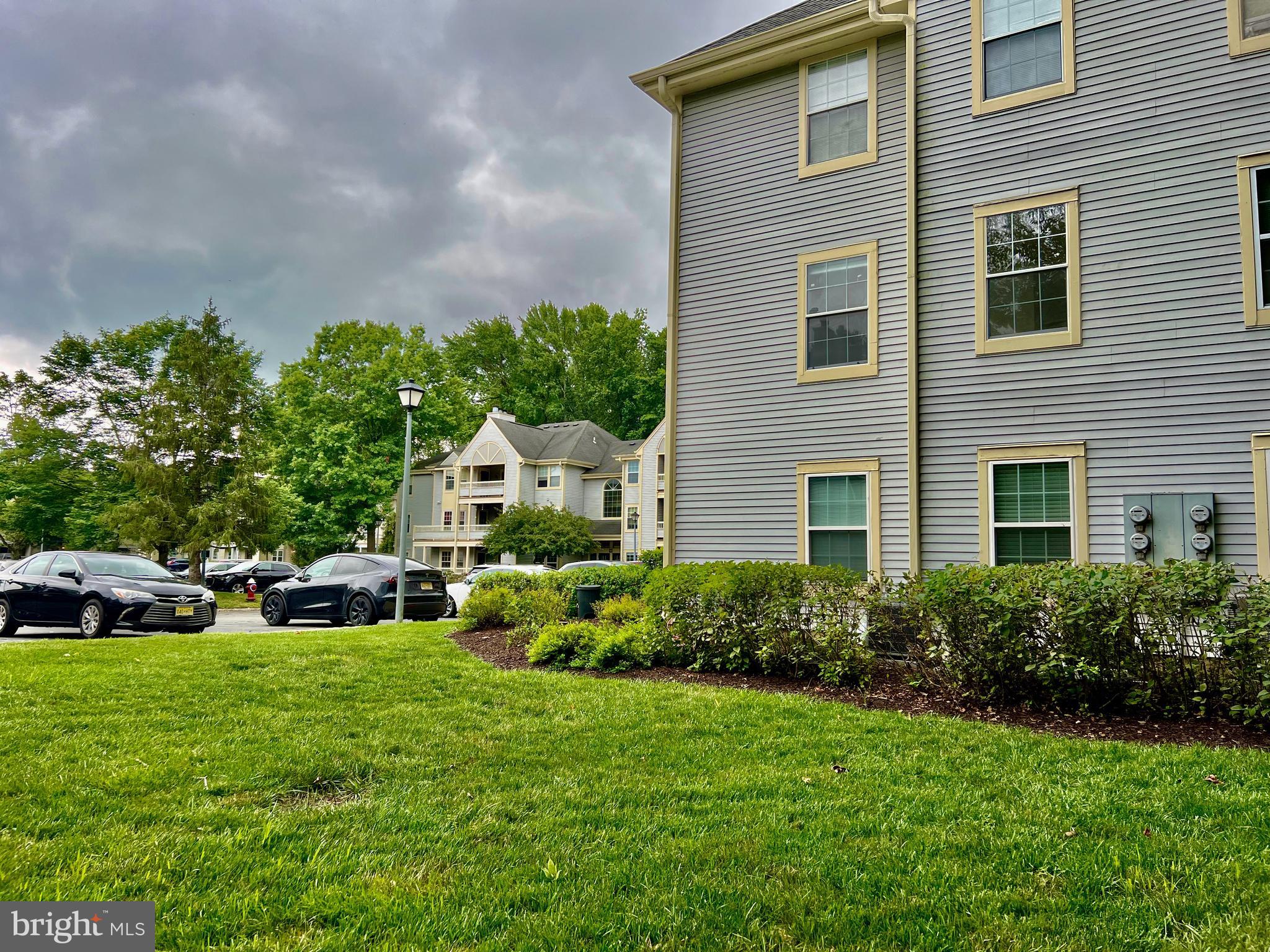 111 BISCAYNE COURT 4