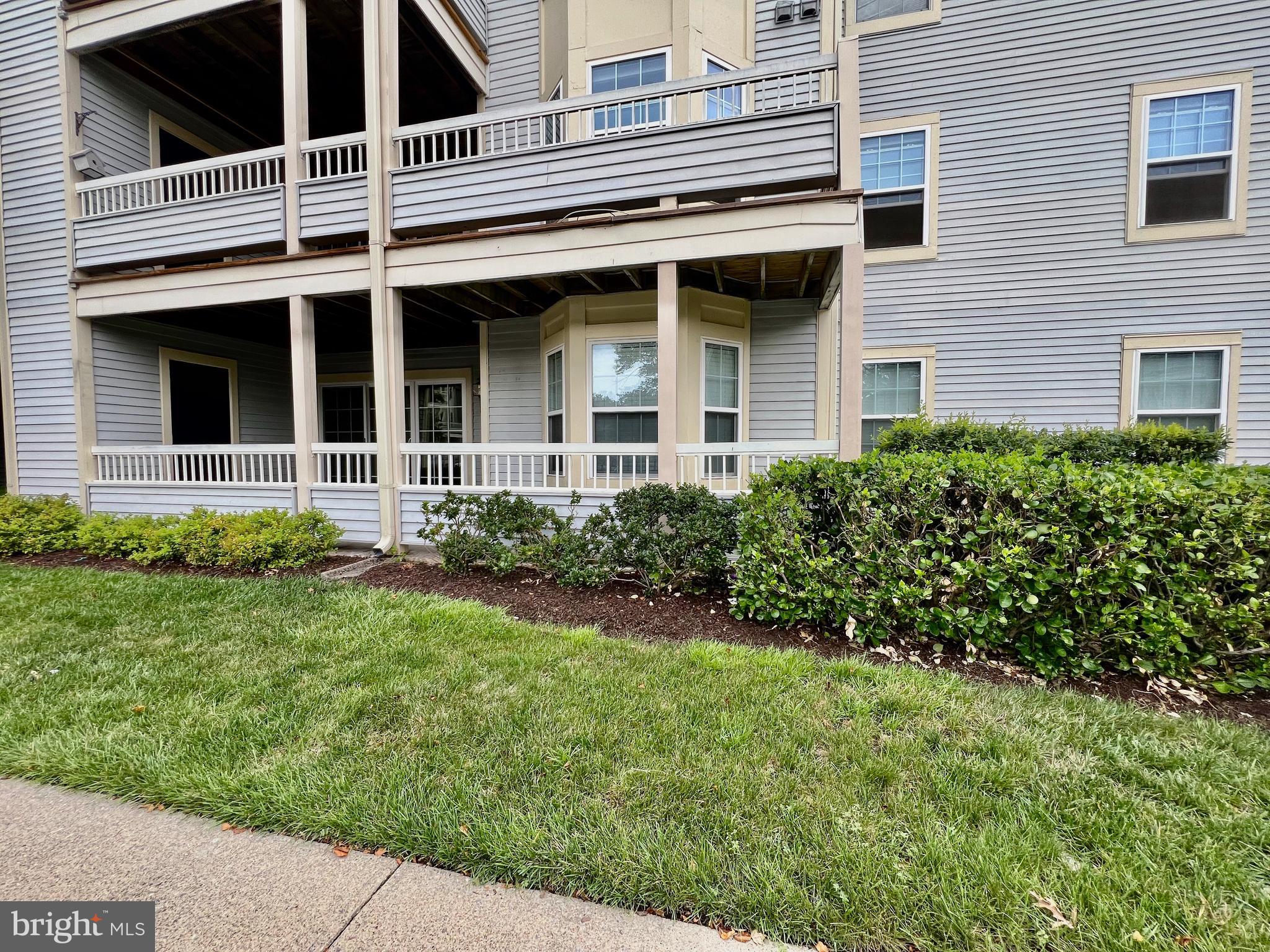 111 BISCAYNE COURT 4