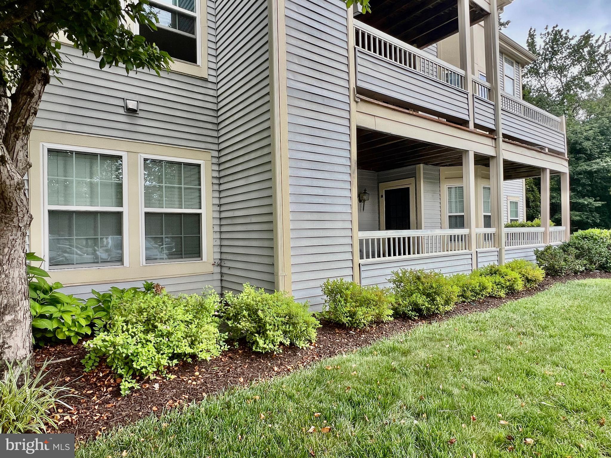 111 BISCAYNE COURT 4