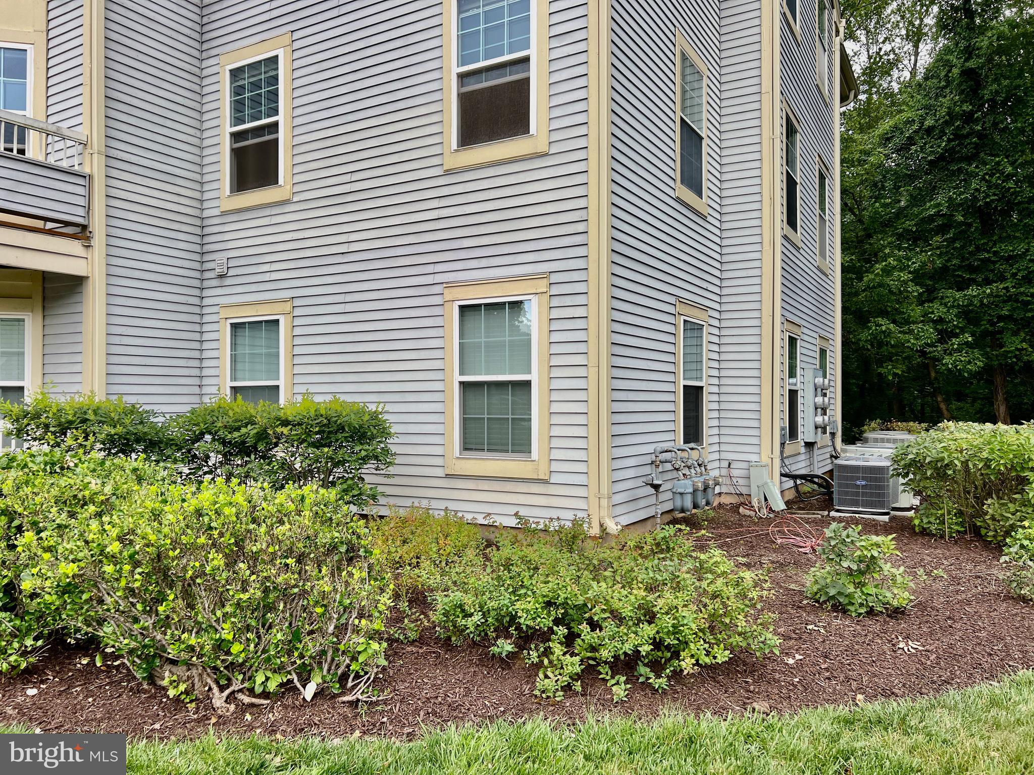 111 BISCAYNE COURT 4