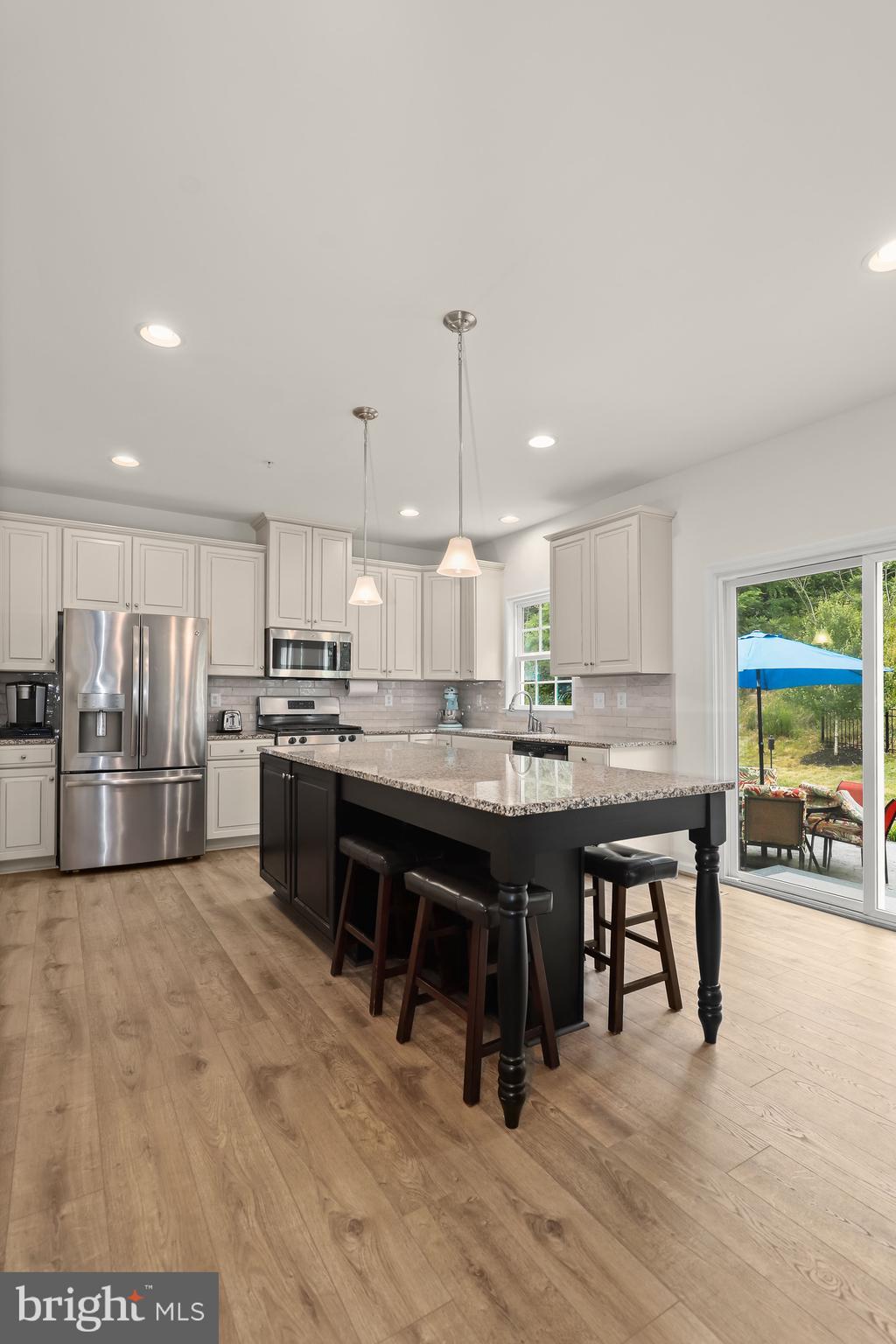 FIELDCREST - Residential