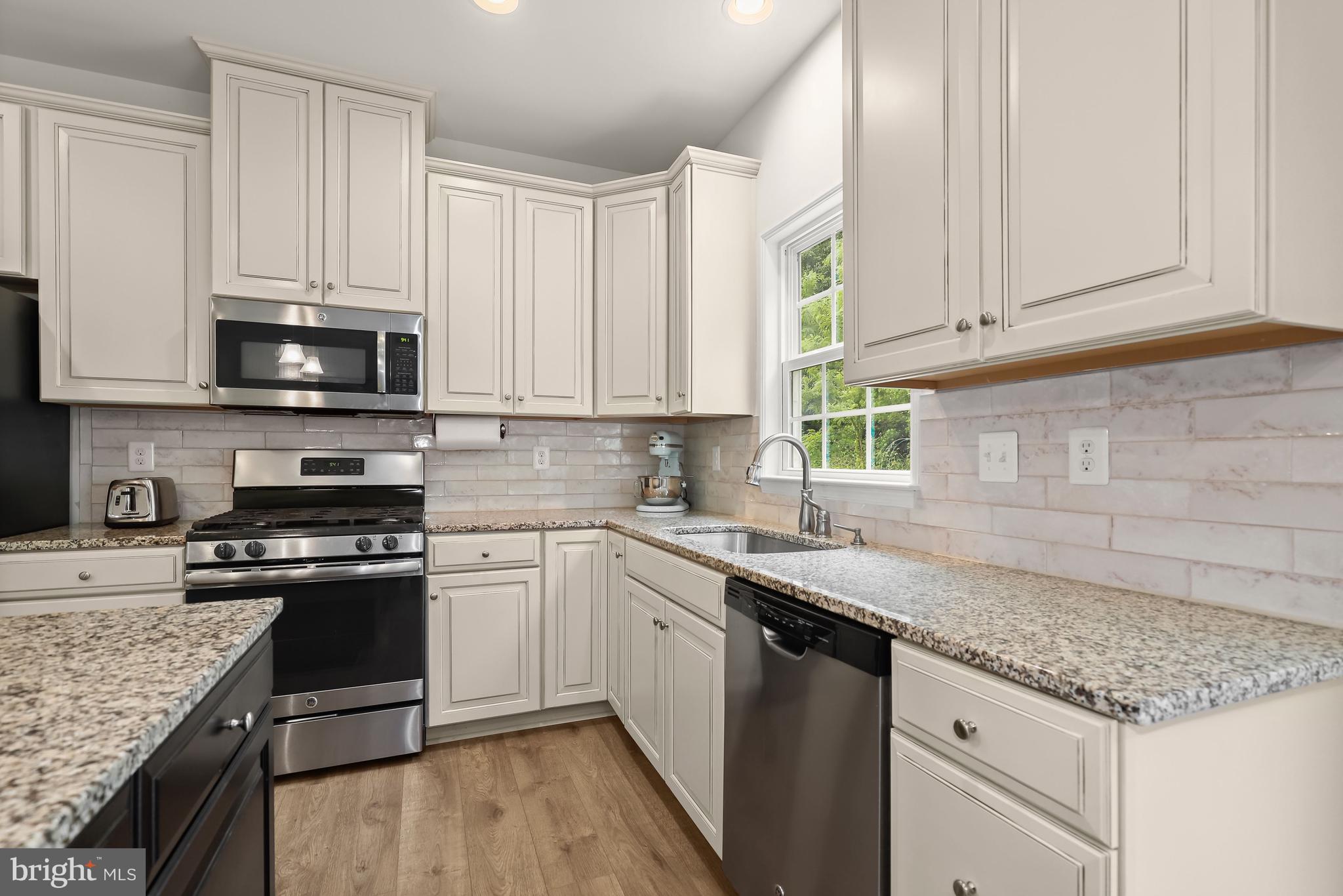 FIELDCREST - Residential