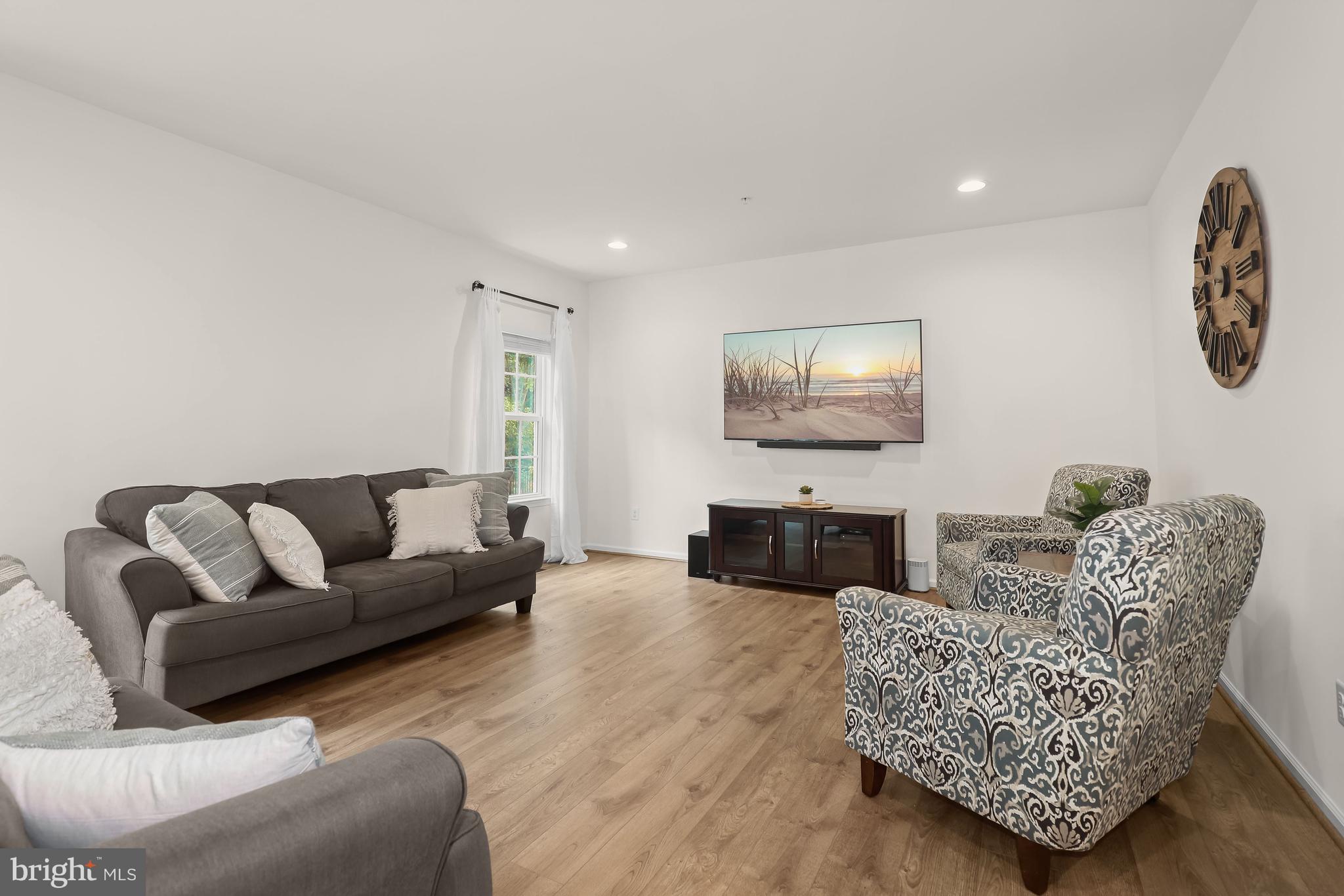 FIELDCREST - Residential