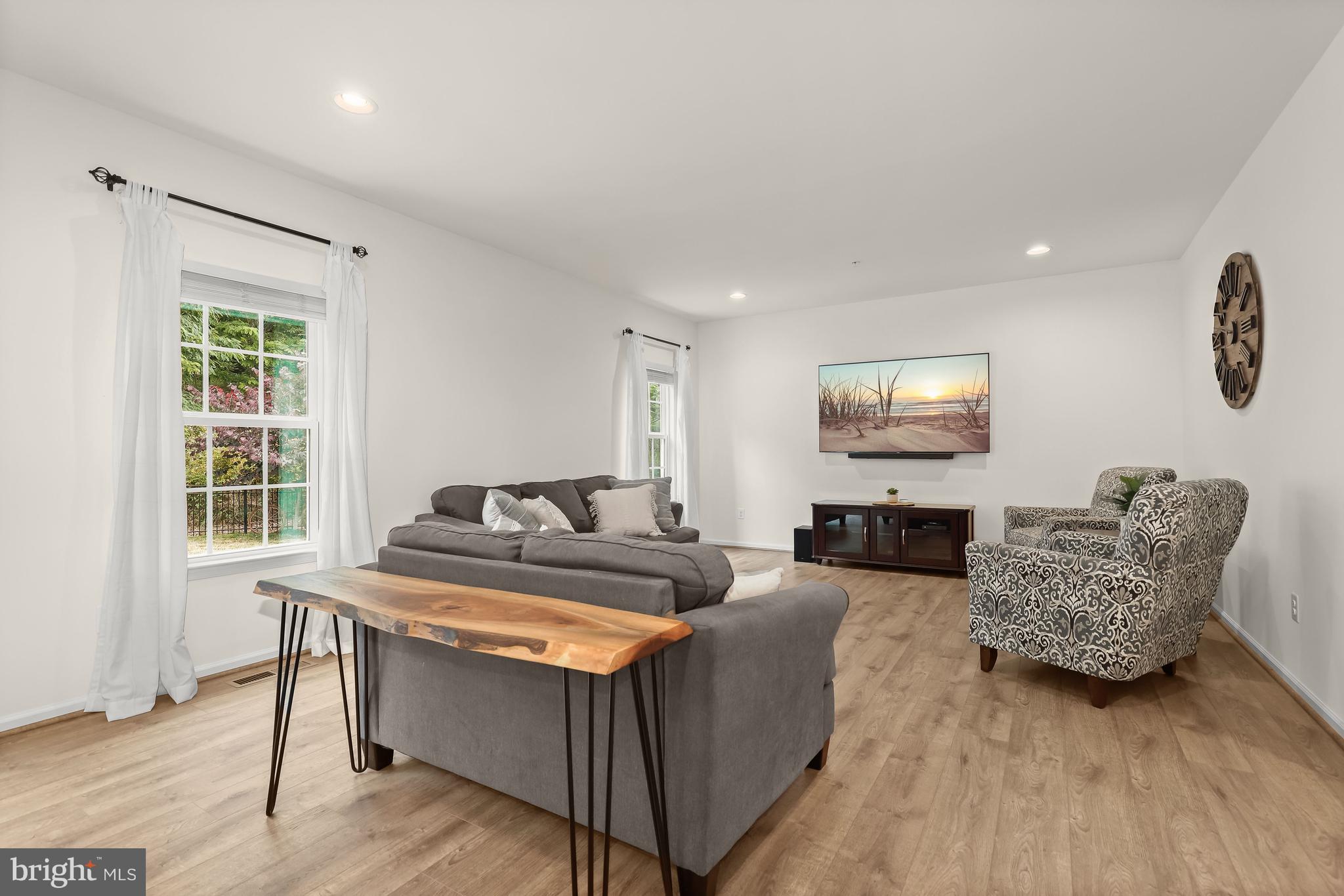 FIELDCREST - Residential