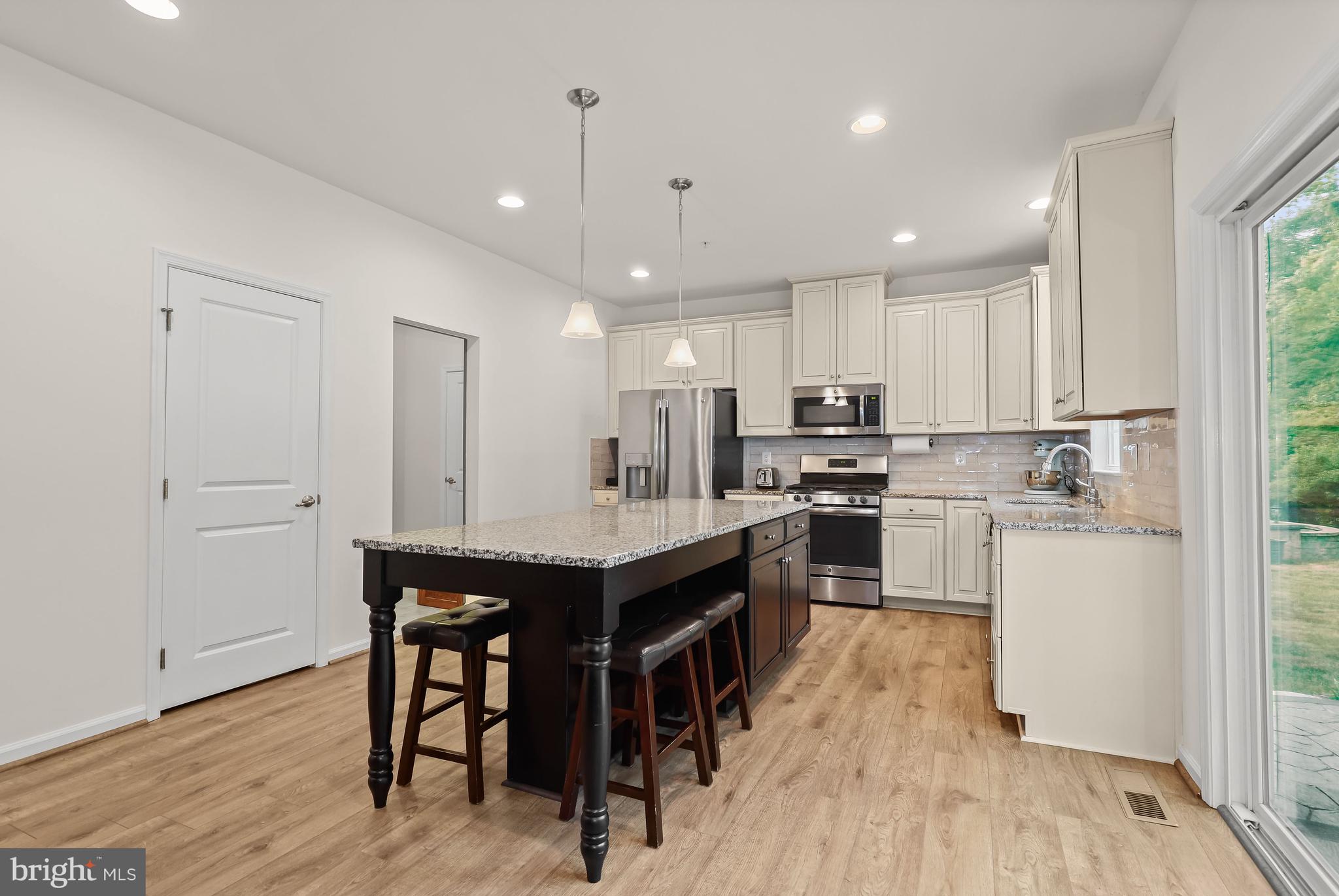 FIELDCREST - Residential