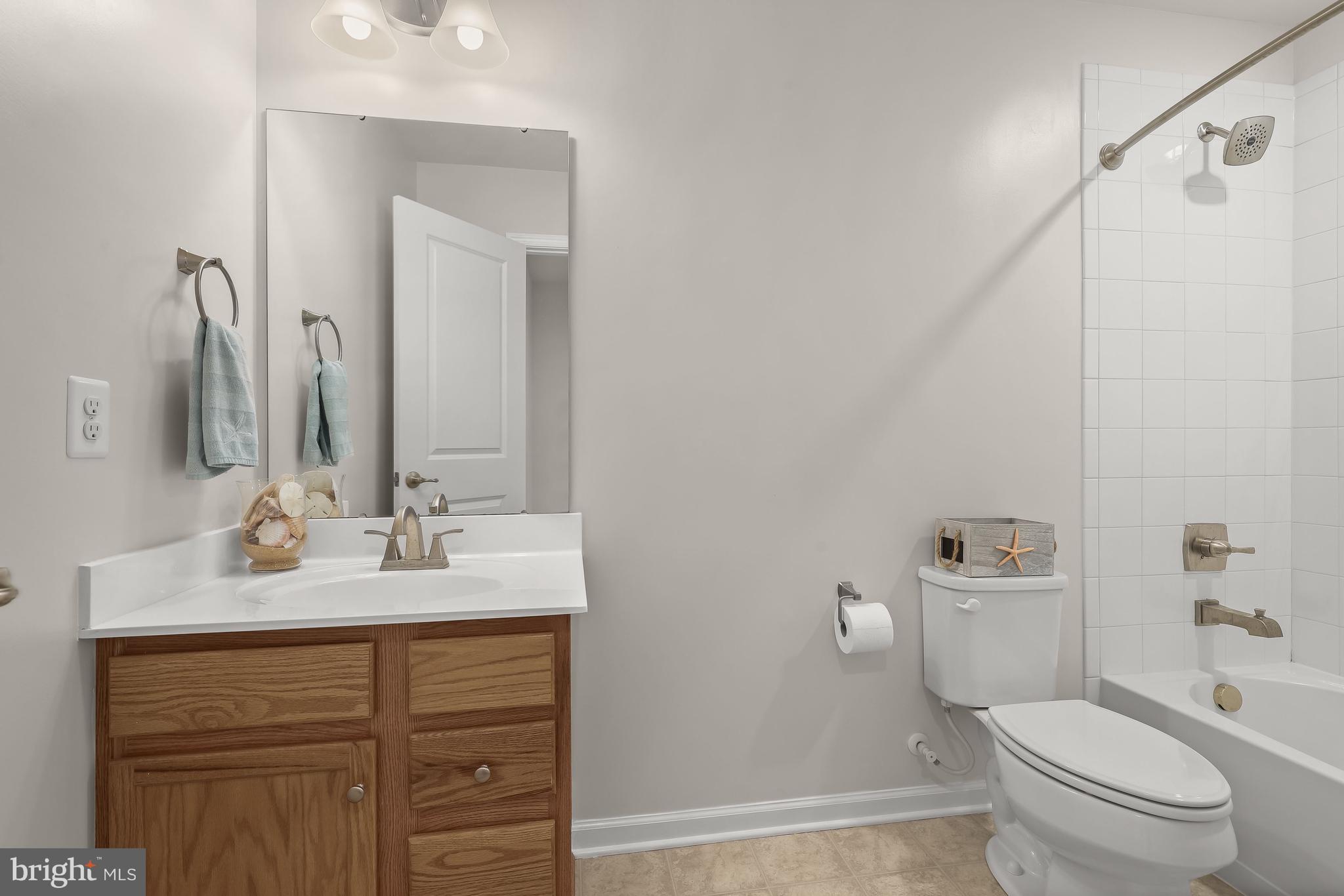 FIELDCREST - Residential