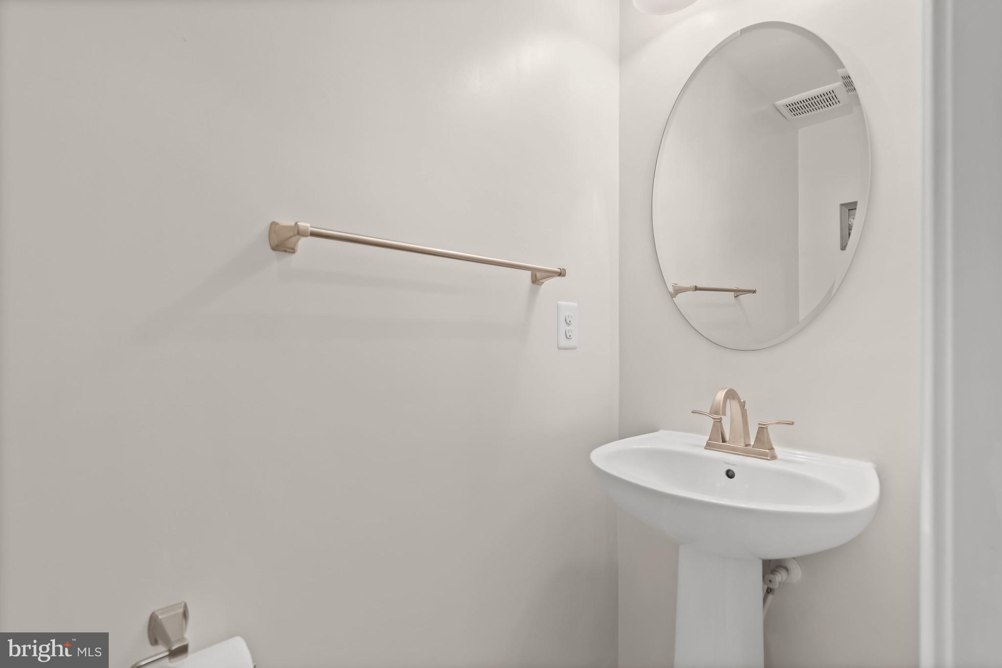 FIELDCREST - Residential