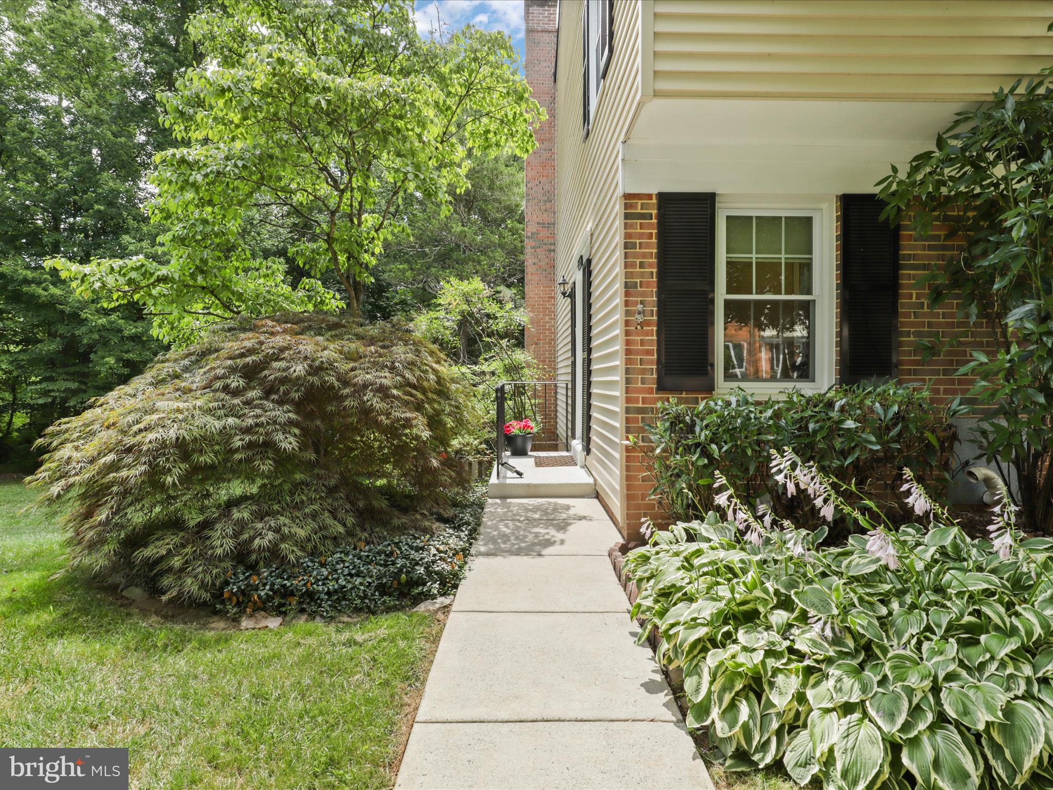 DANBURY FOREST - Residential