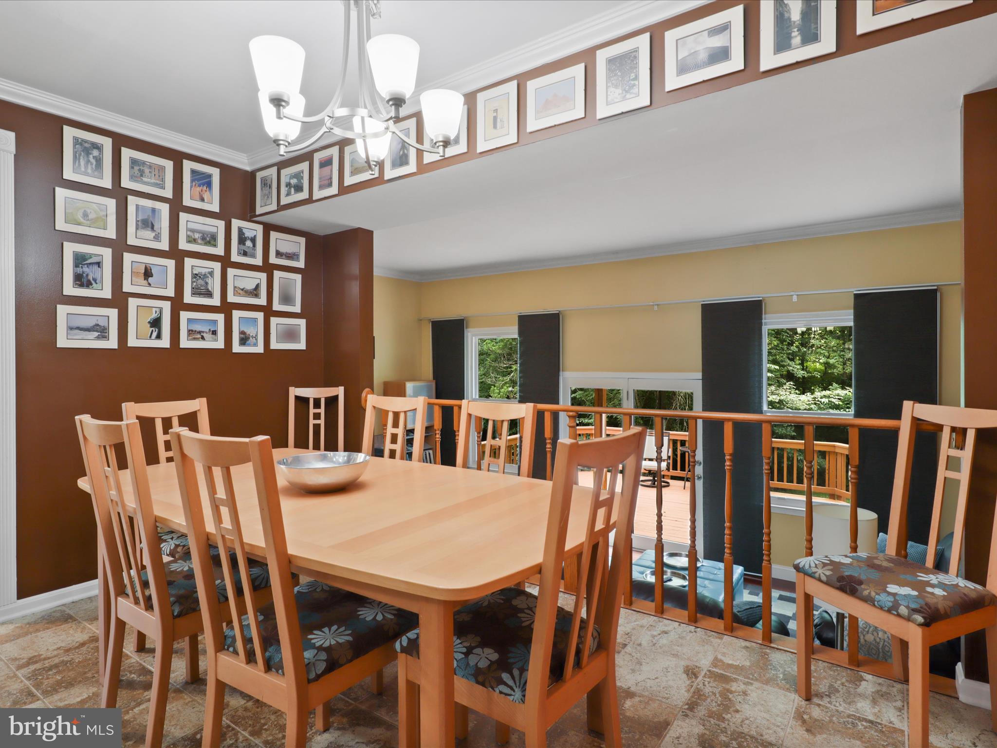 DANBURY FOREST - Residential