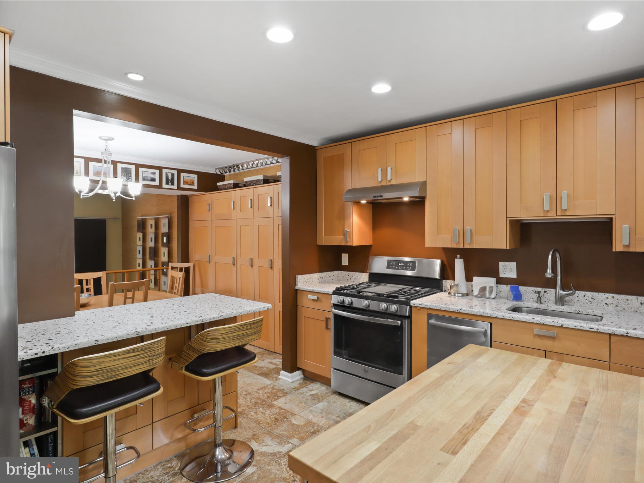 DANBURY FOREST - Residential