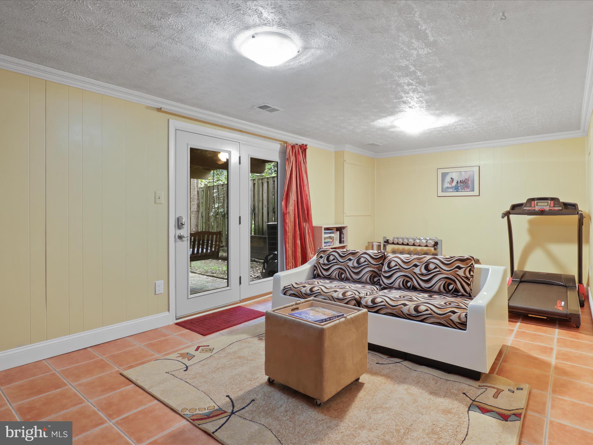 DANBURY FOREST - Residential