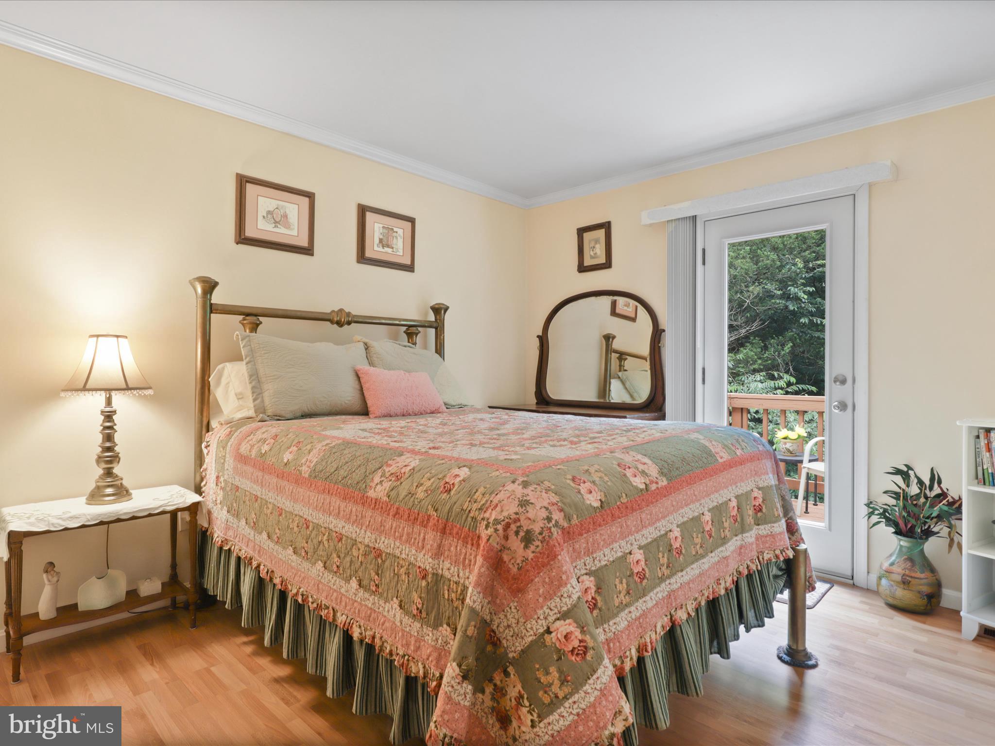 DANBURY FOREST - Residential