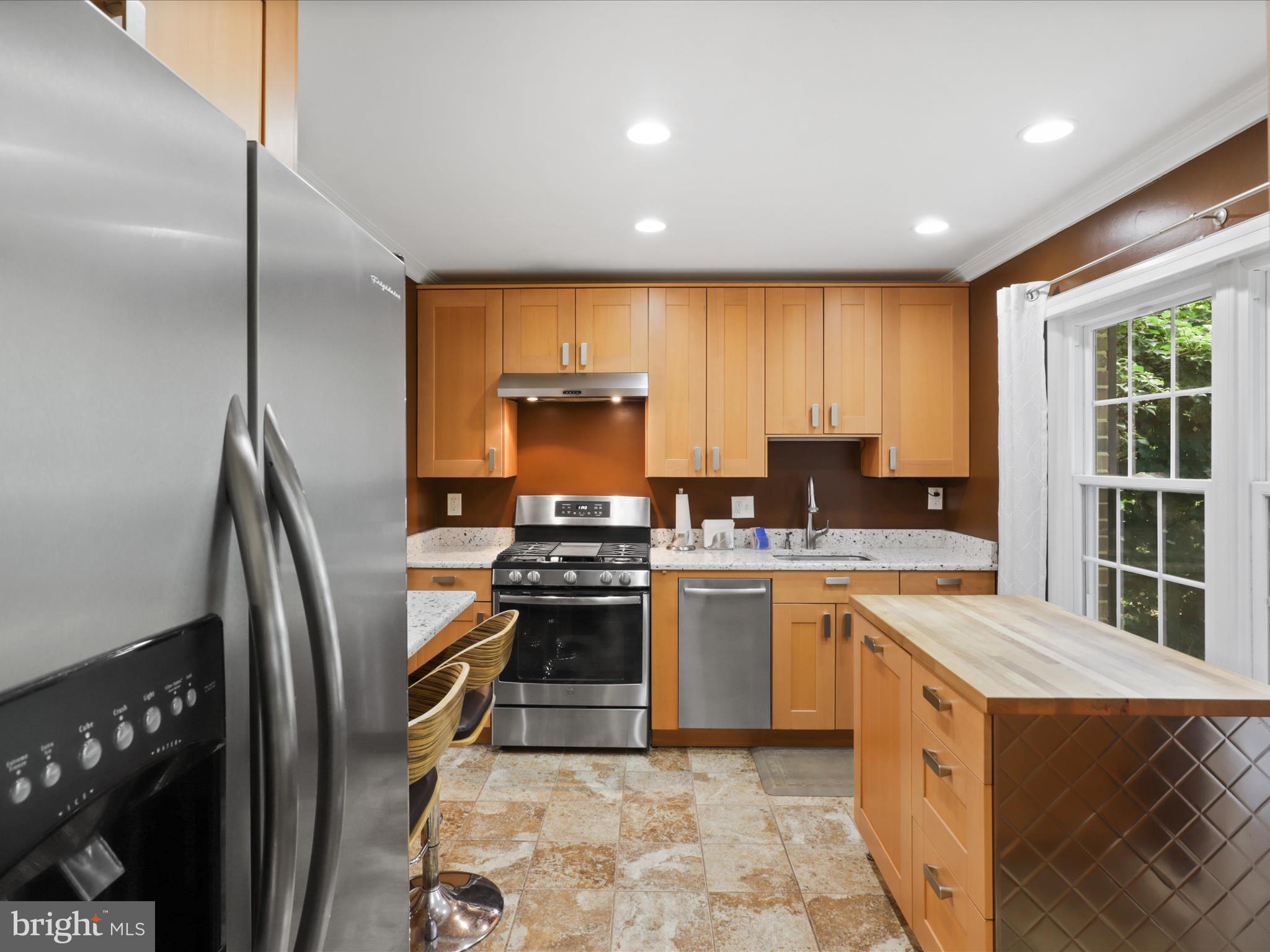 DANBURY FOREST - Residential