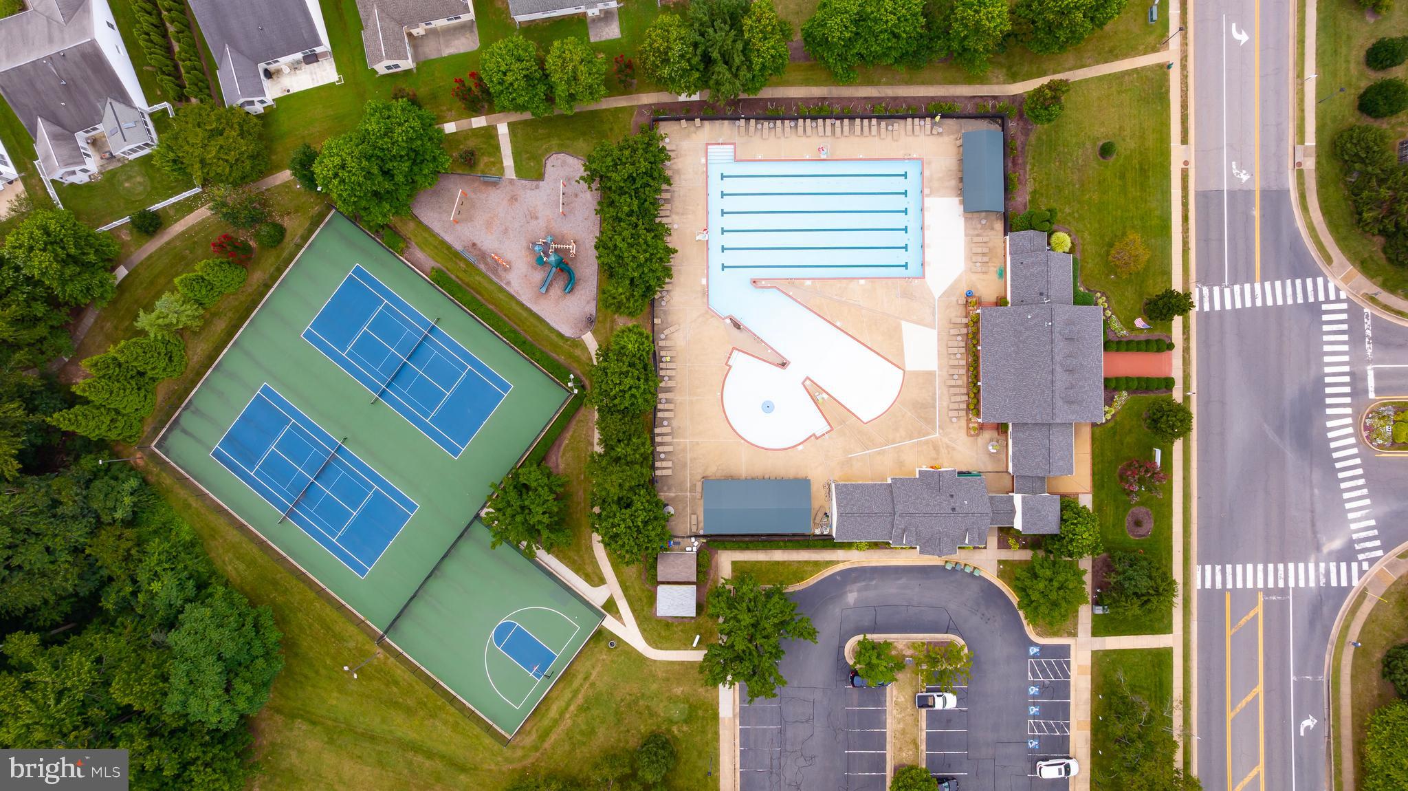 SALEM FIELDS - Residential