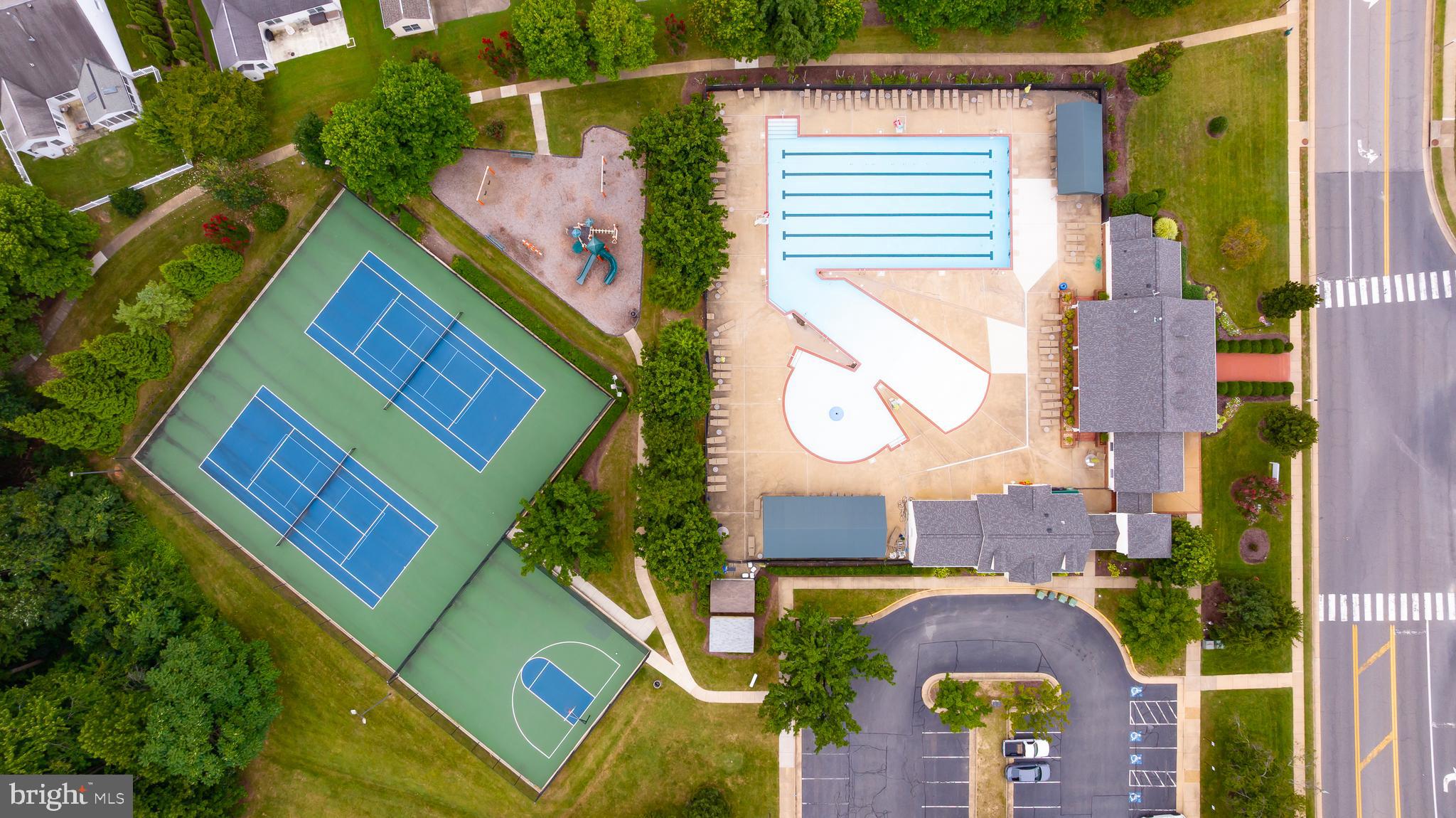 SALEM FIELDS - Residential