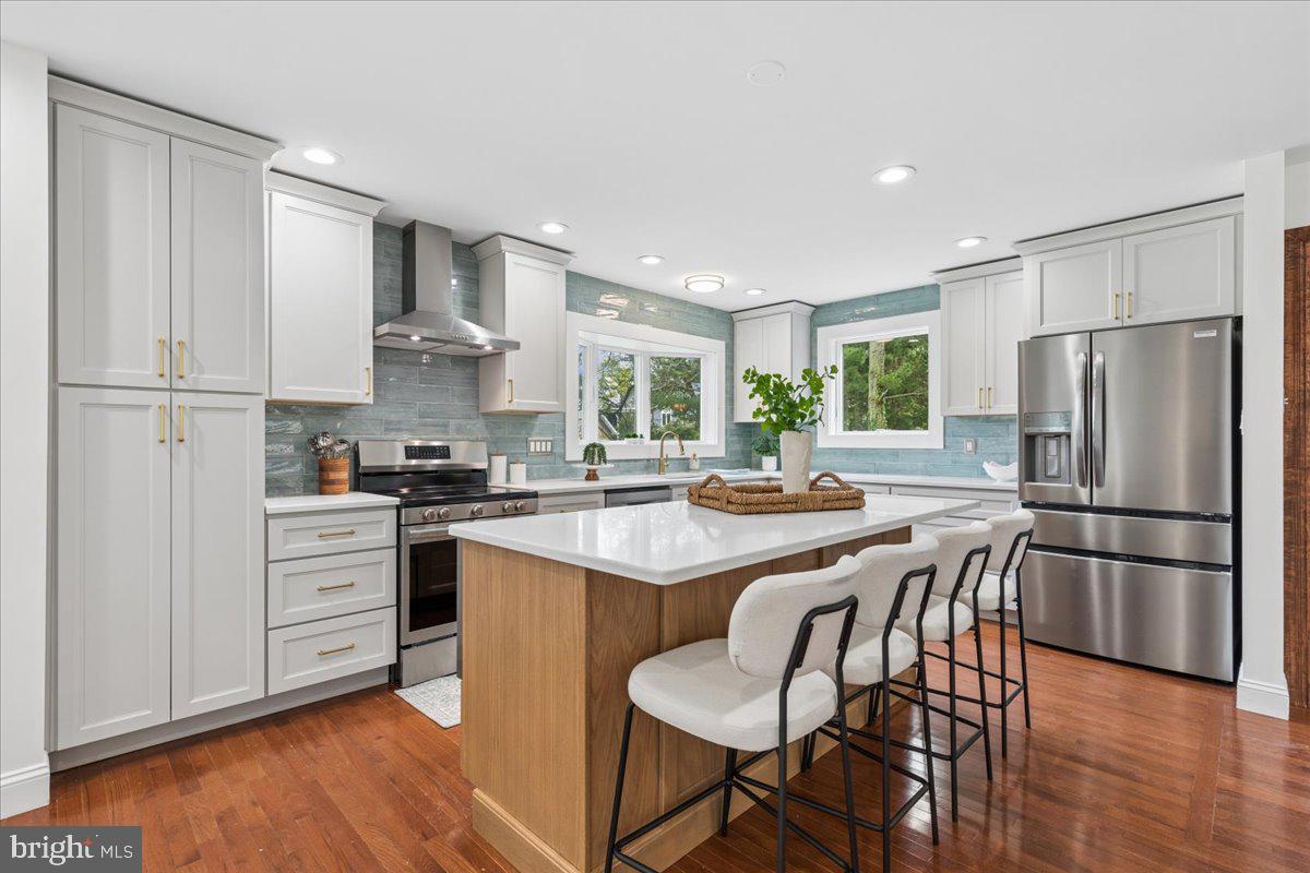 448 RIVER ROAD