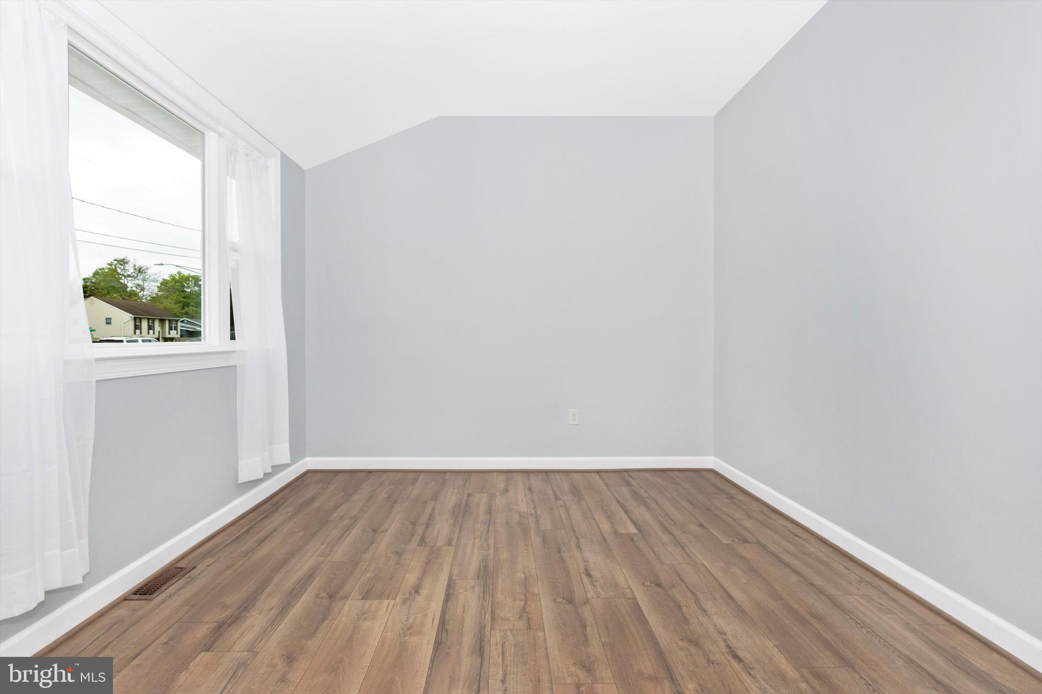 OAKCREST HOMES - Residential