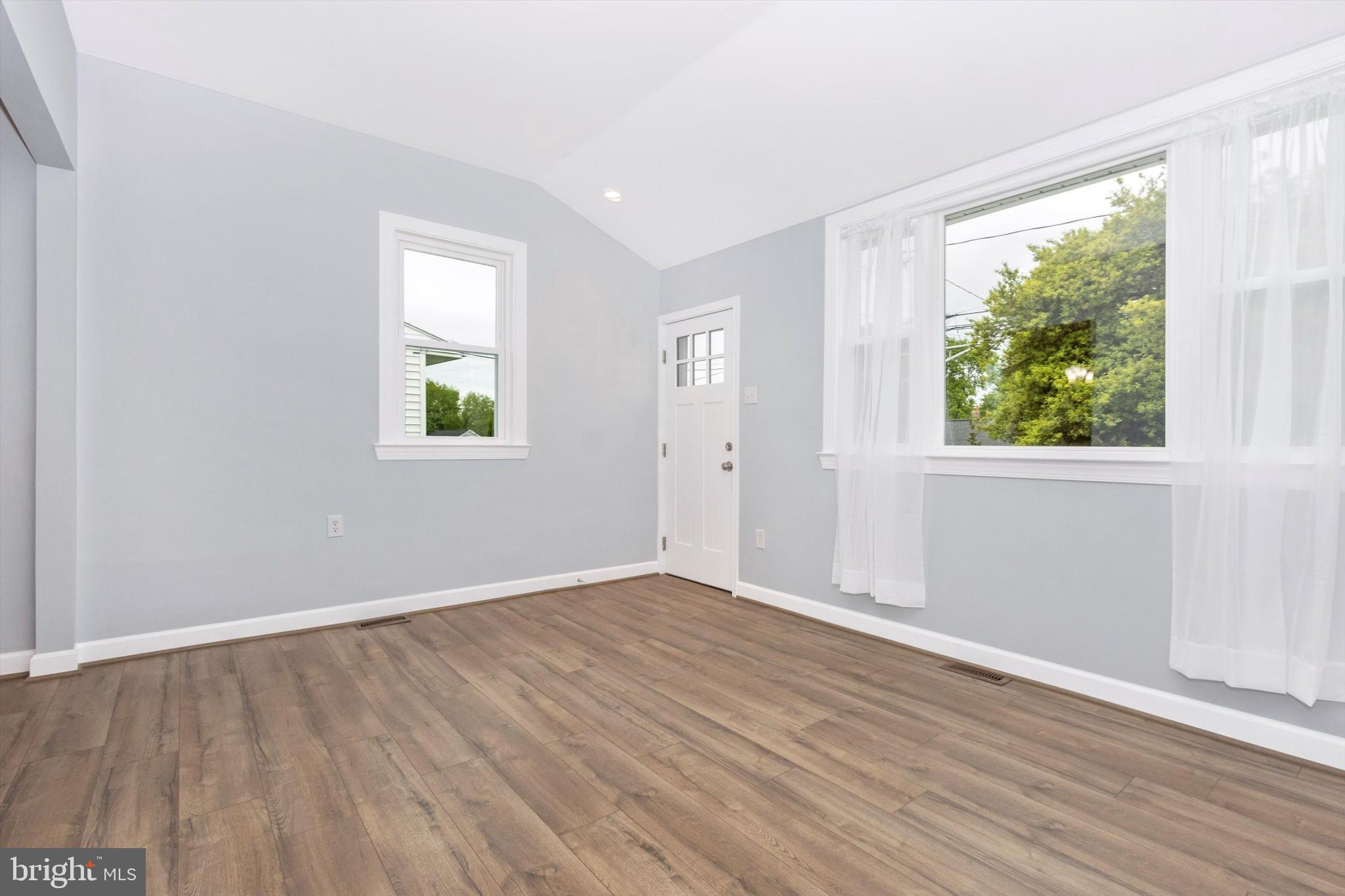 OAKCREST HOMES - Residential