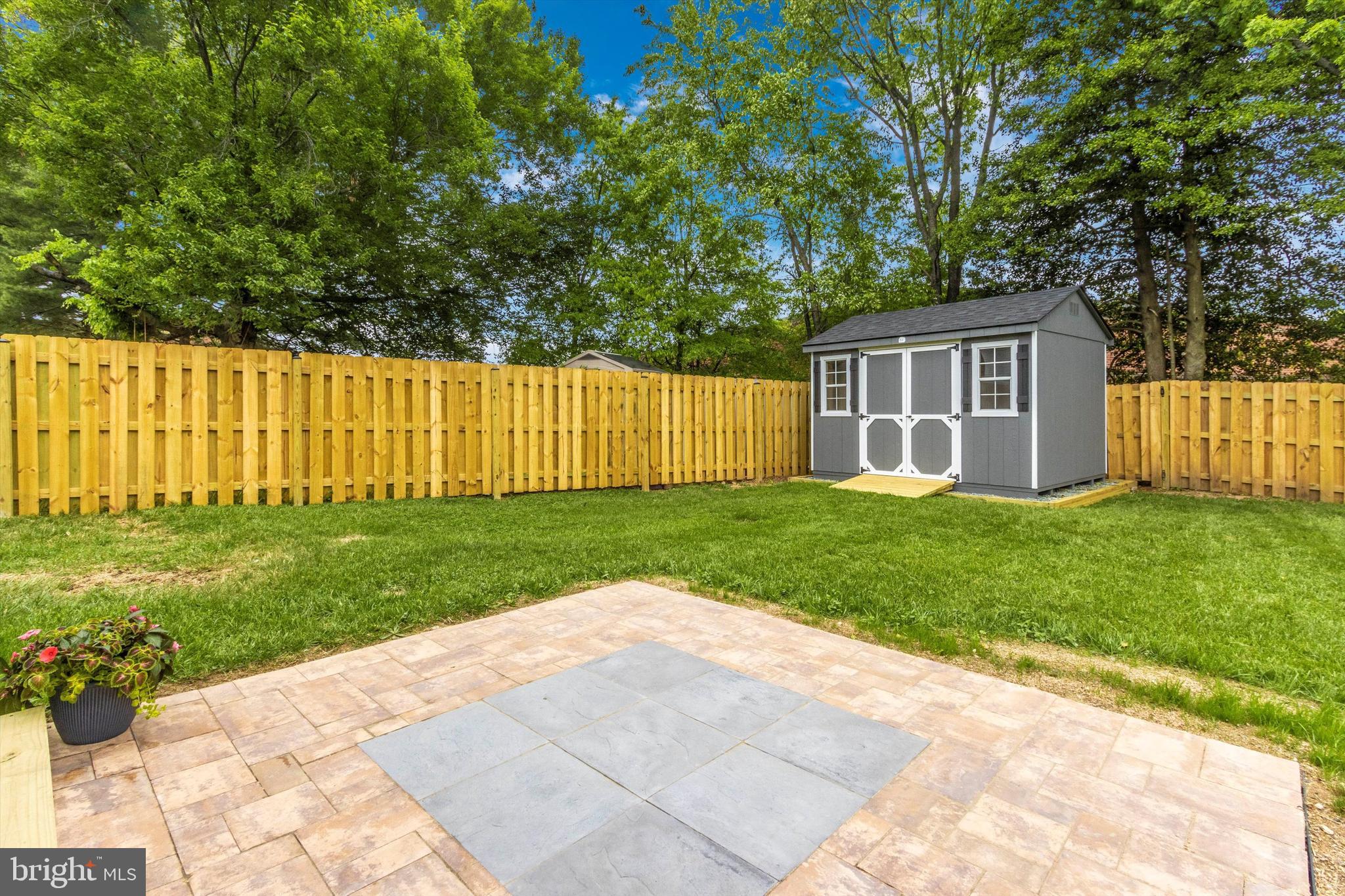 OAKCREST HOMES - Residential